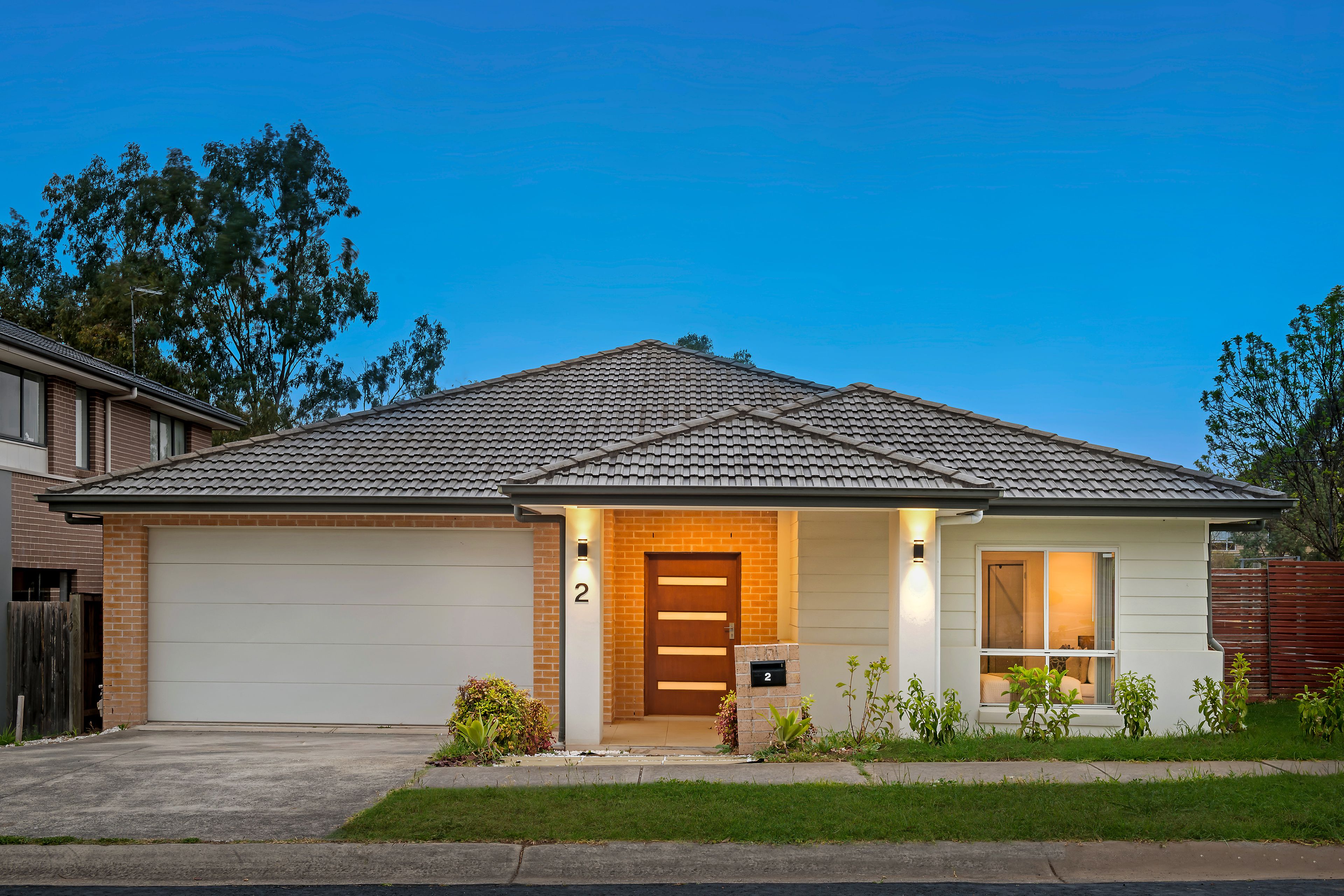 2 Oakhill Crescent, Colebee, NSW 2761