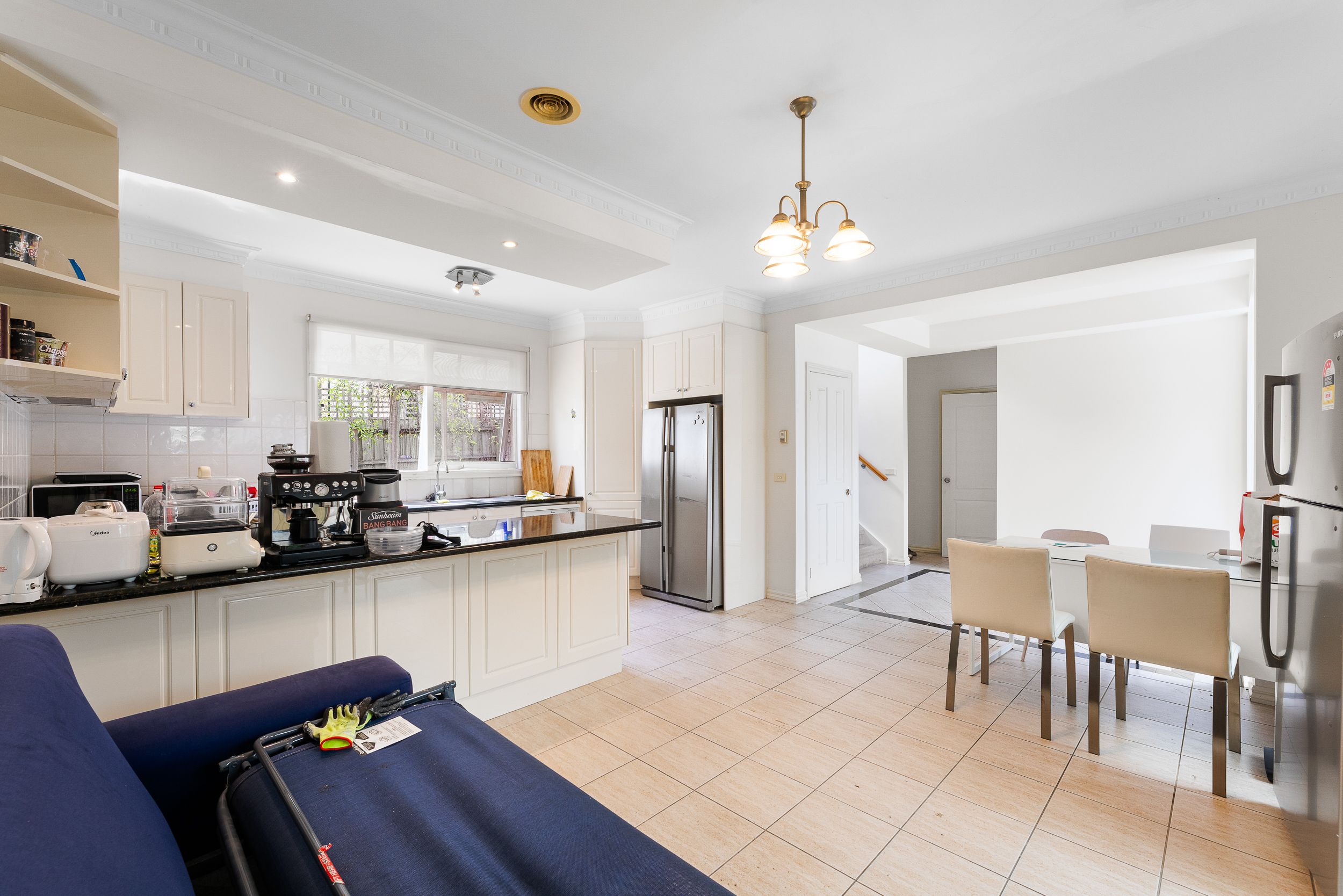 2/38 Kintore Crescent — photo 3 of 17