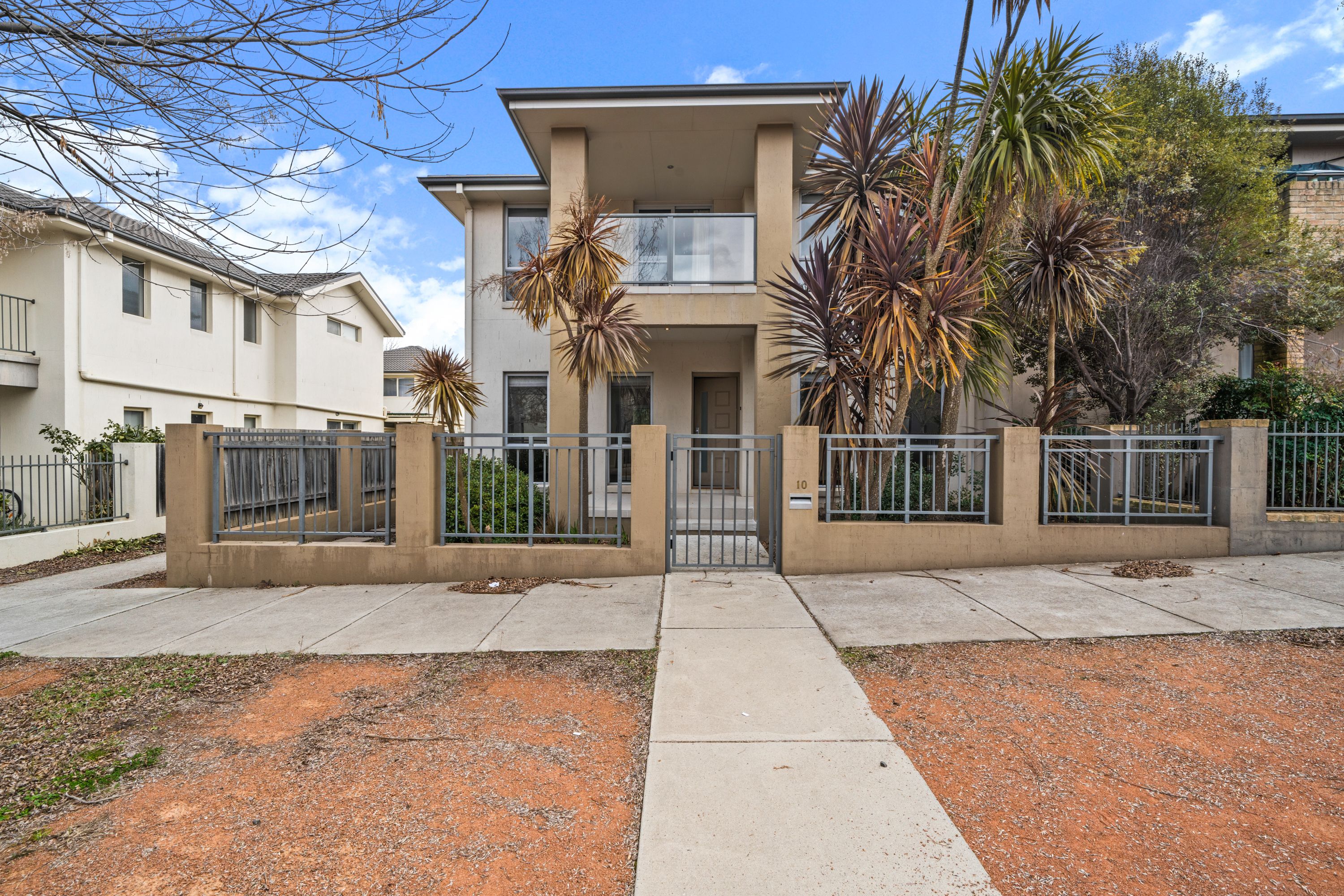 10 Devlin Street, Gungahlin ACT 2912