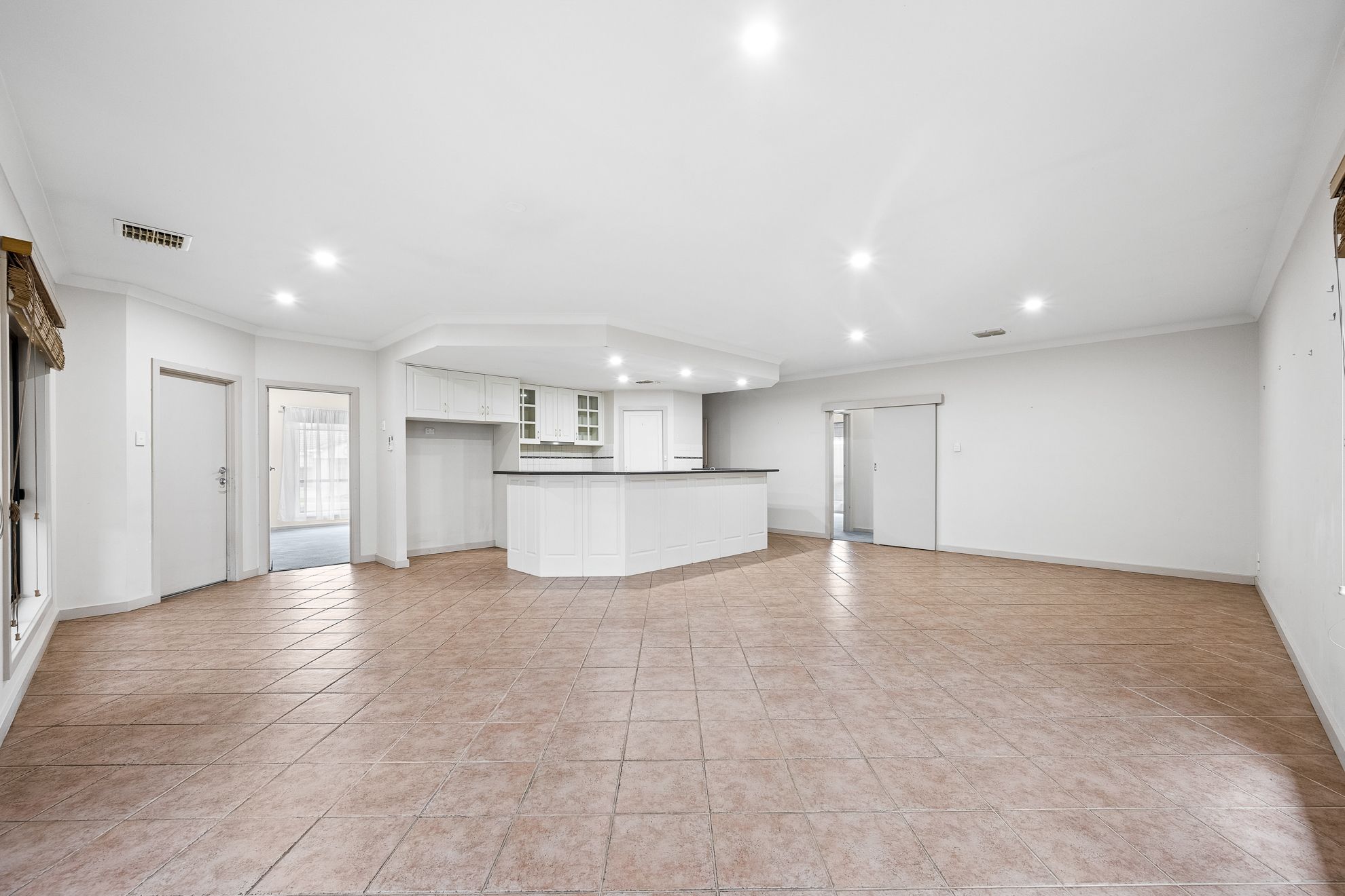 14 Max Young Drive — photo 4 of 17