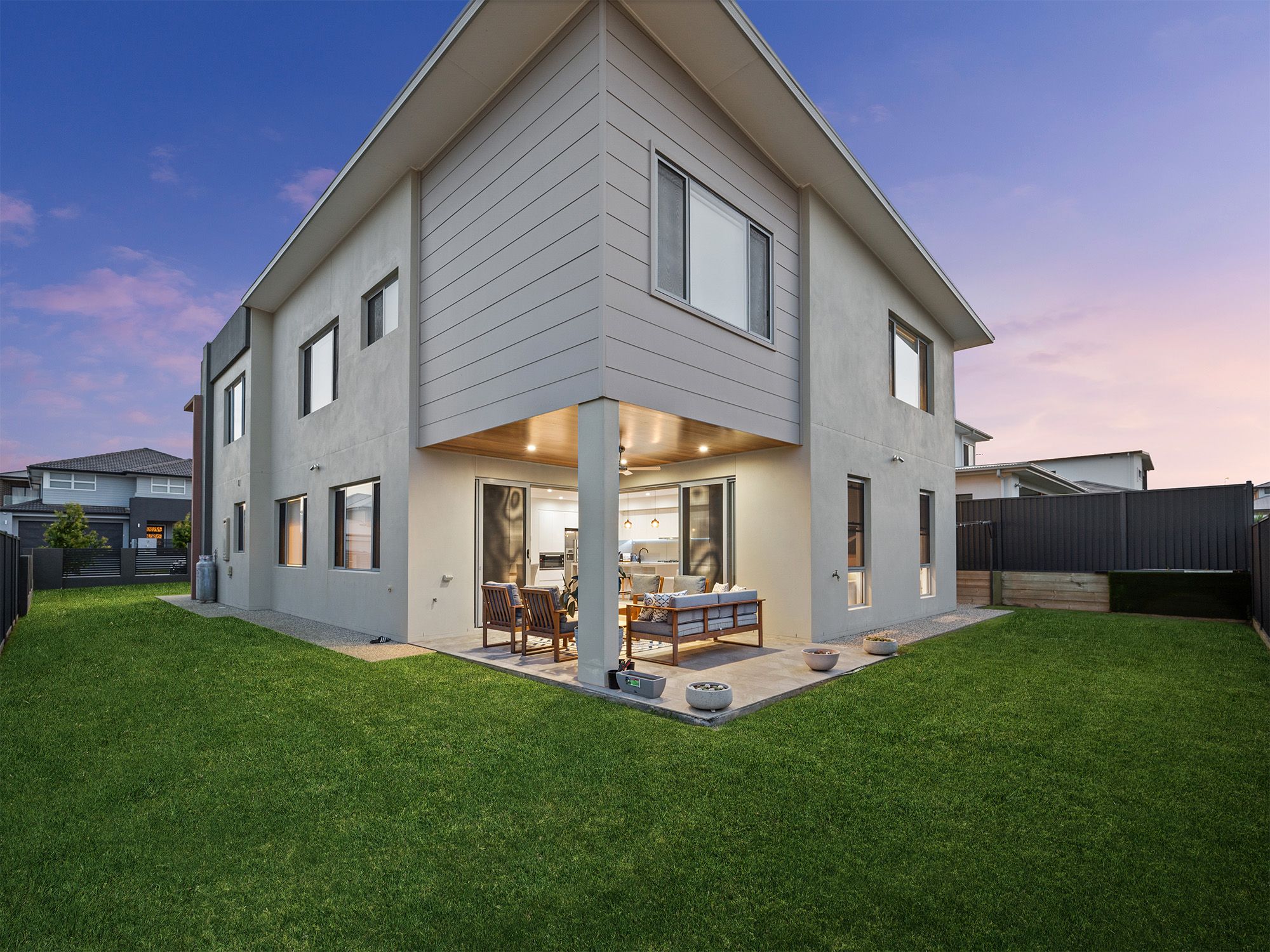 8 Iceberg Avenue, Underwood, QLD 4119