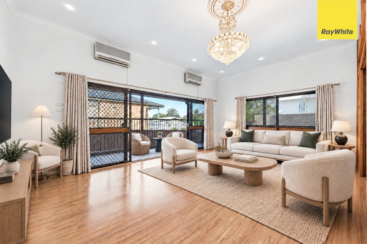 3 Wingrove Avenue — photo 3 of 10