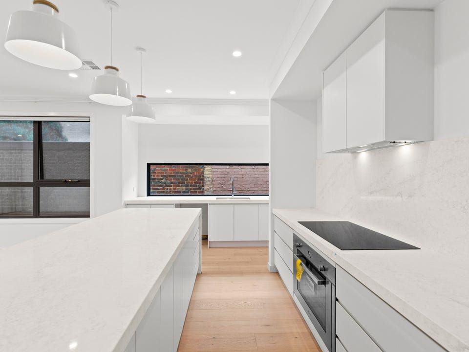 36 Thurso Street — photo 4 of 11