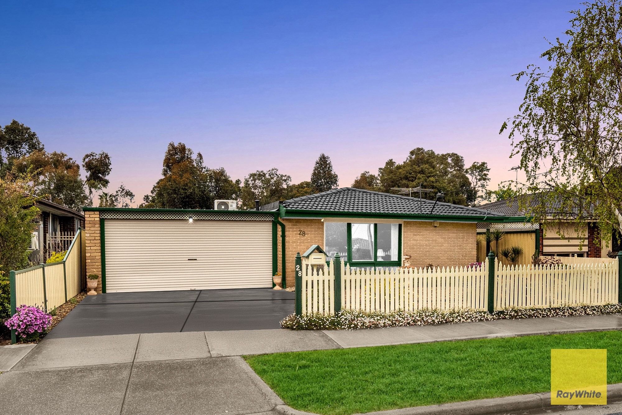 28 Camelot Drive, Albanvale, VIC 3021