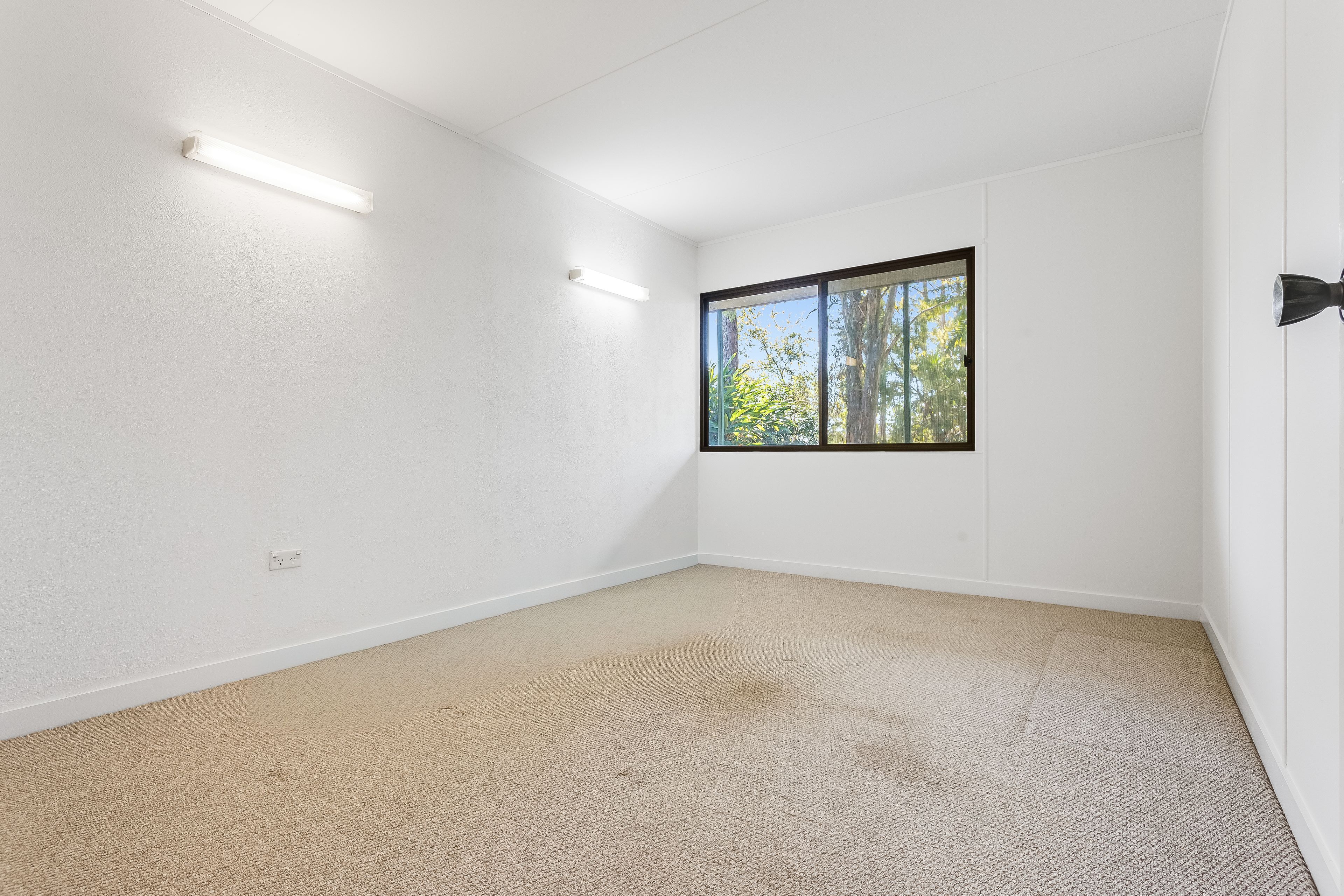 44 Boscoe Road — photo 16 of 25