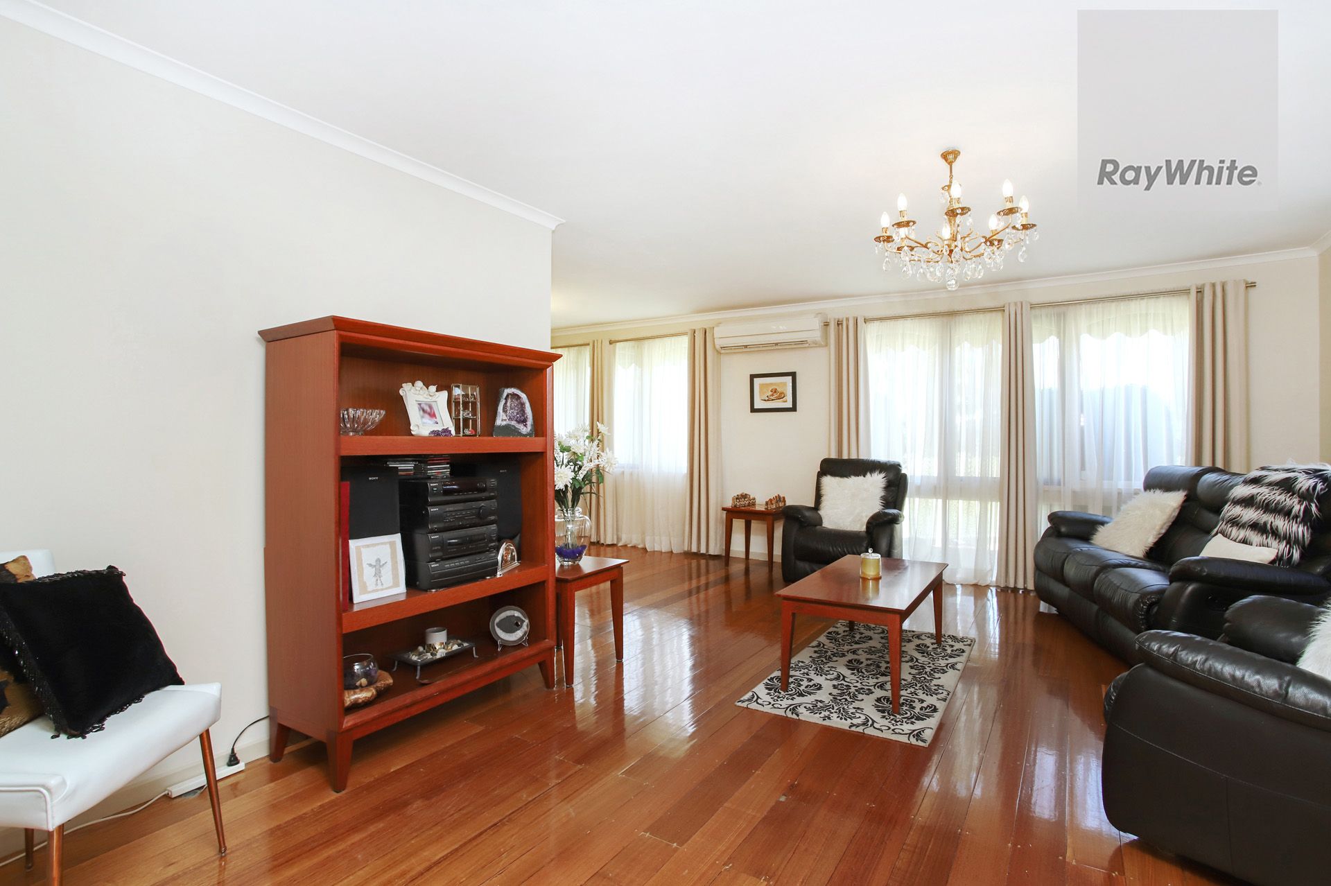 15 Clarke Drive, Gladstone Park, VIC 3043