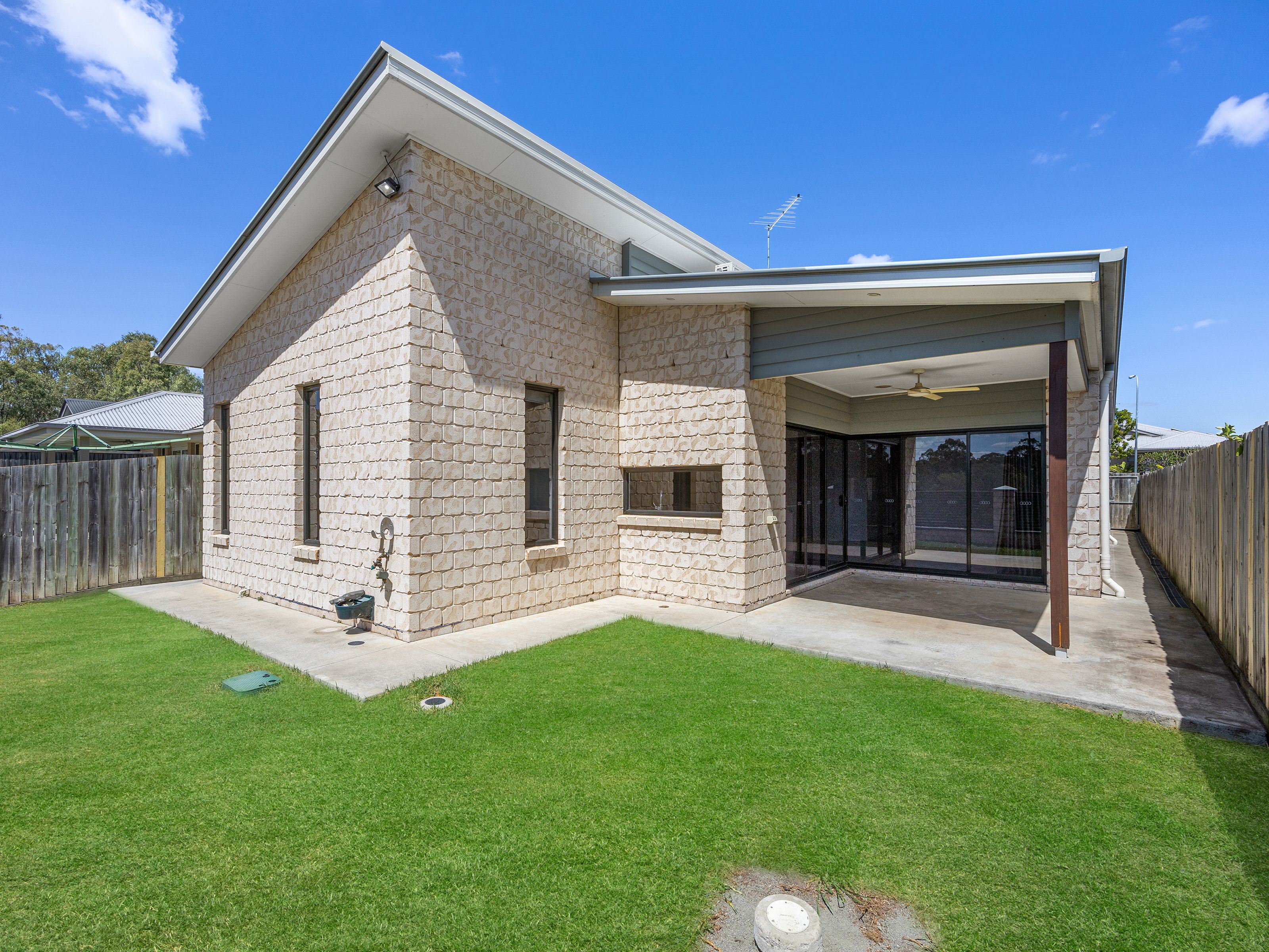 10 Spey Close, Deebing Heights, QLD 4306