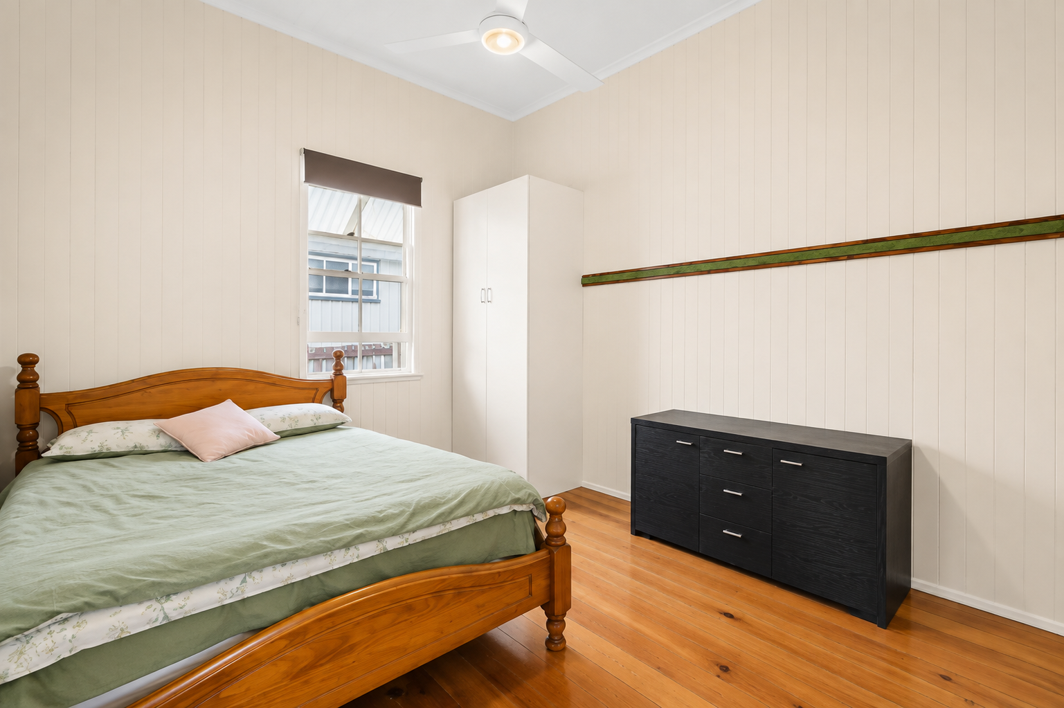 22 Yalburu Street — photo 11 of 19