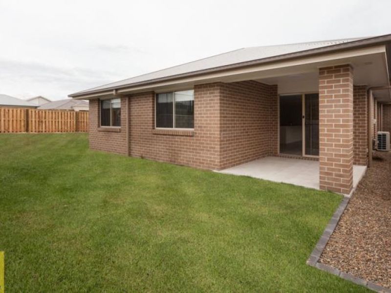 1 Chisolm Way, Pimpama, QLD 4209