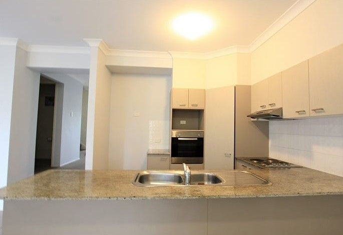 7 Trotter Street, Elderslie, NSW 2570