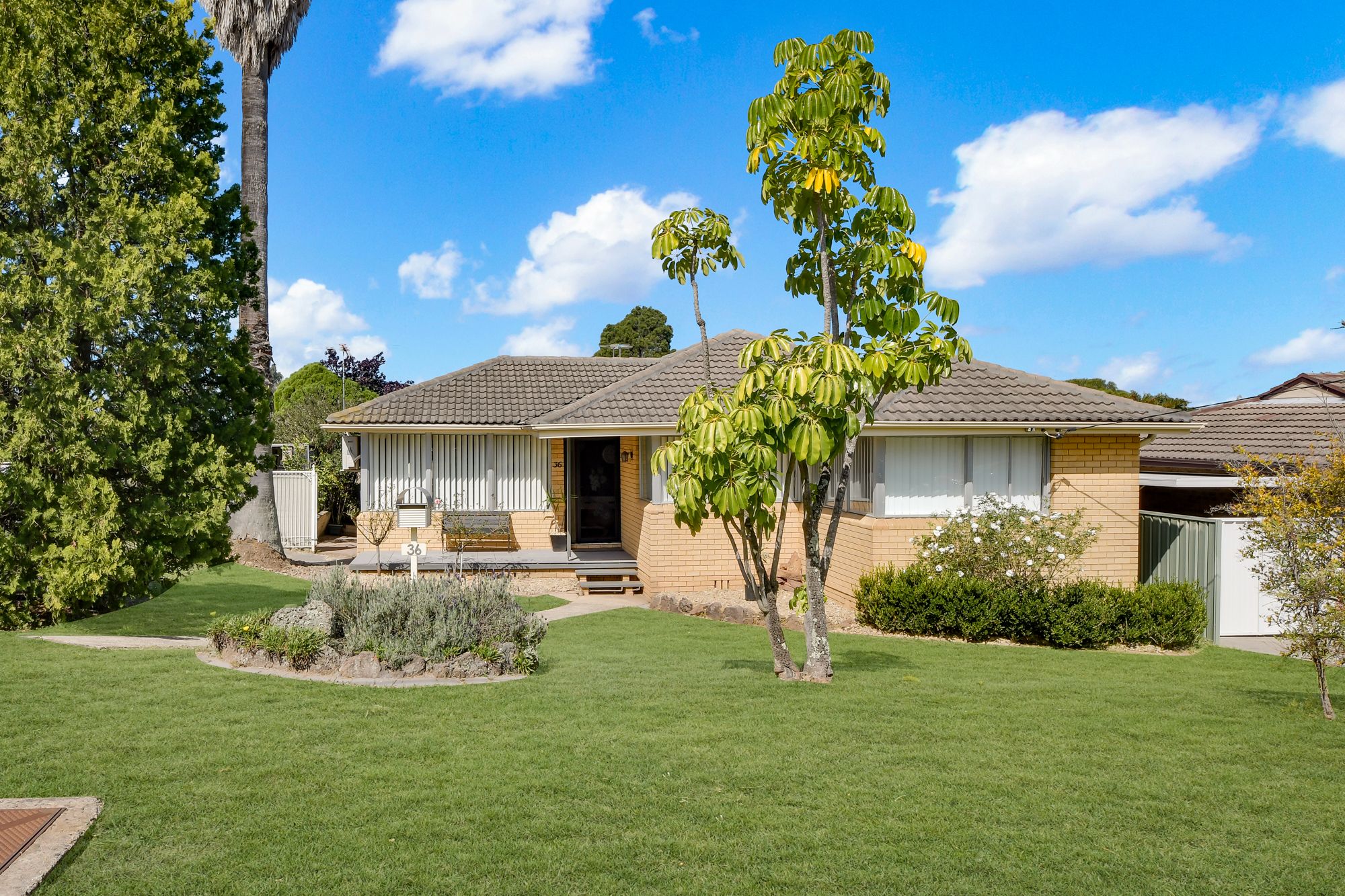 36 Sandringham Avenue