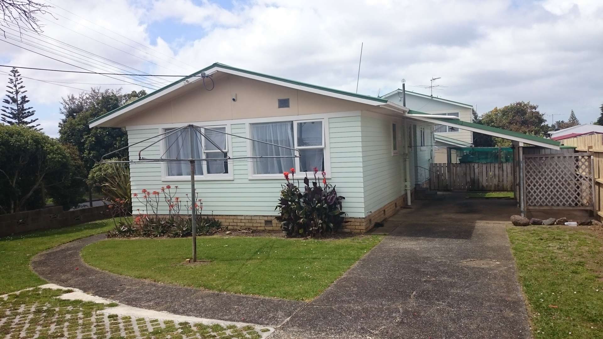 807 Te Atatu Road photo 0