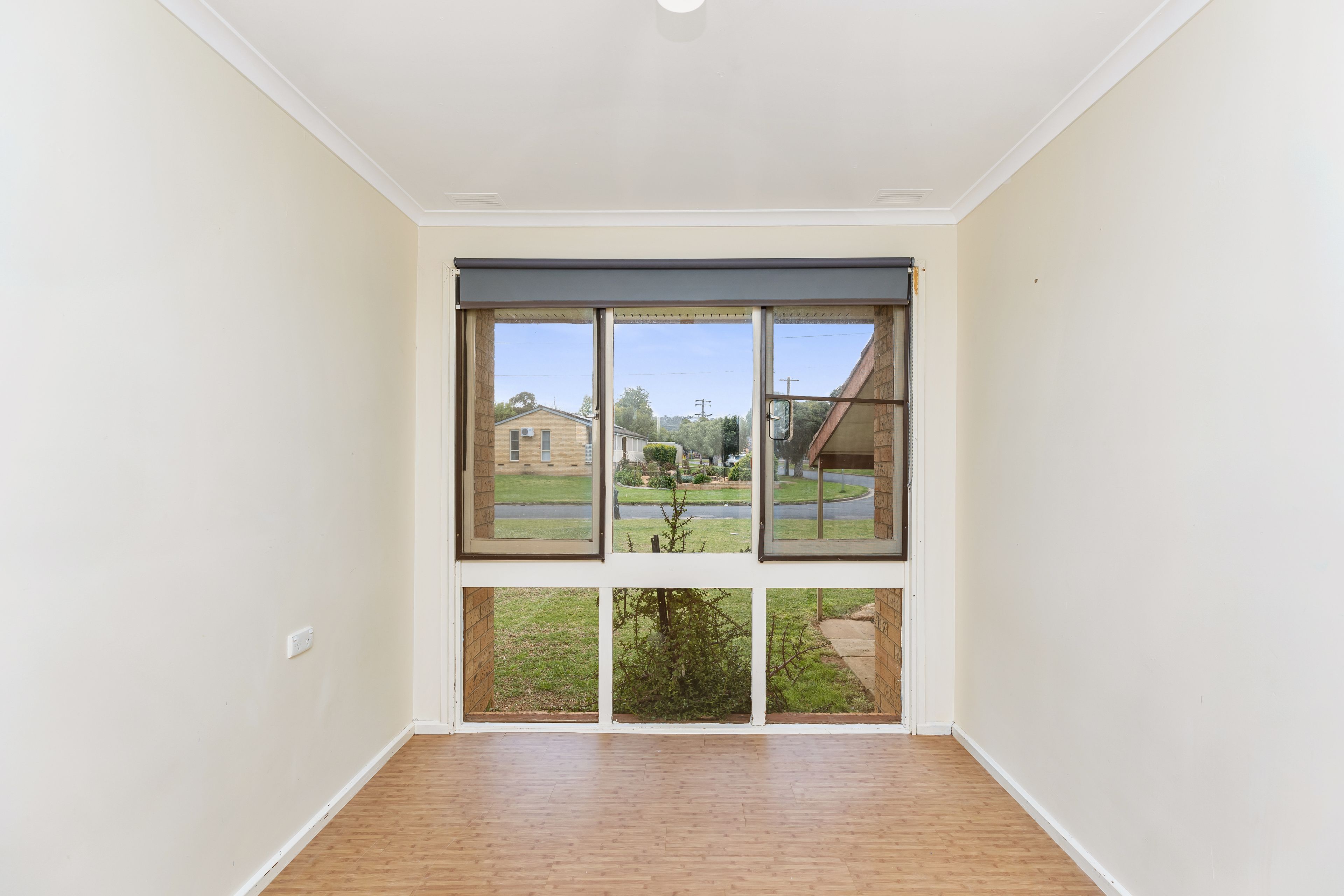 19 Baird Avenue — photo 10 of 16