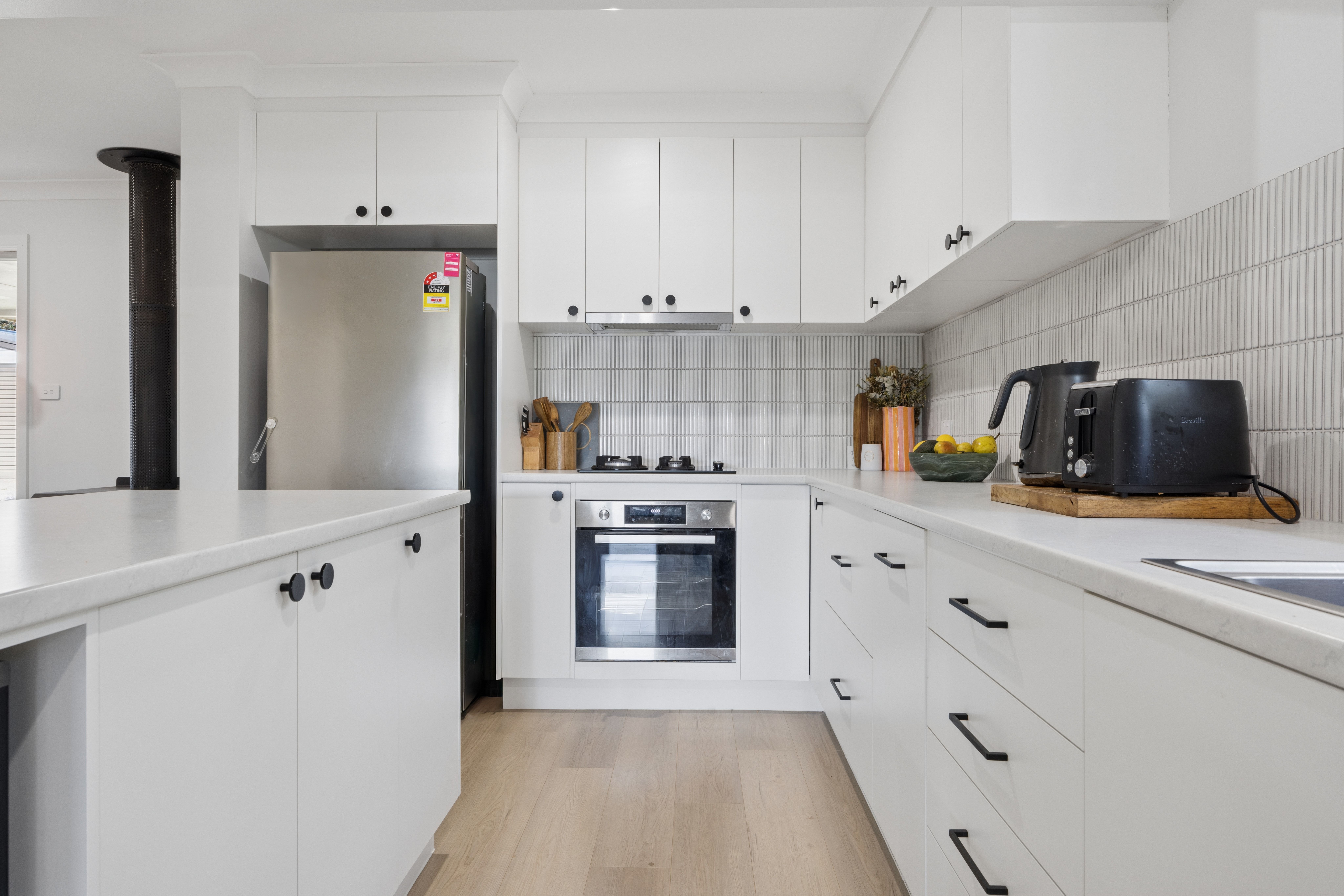 40 Miro Street — photo 4 of 21
