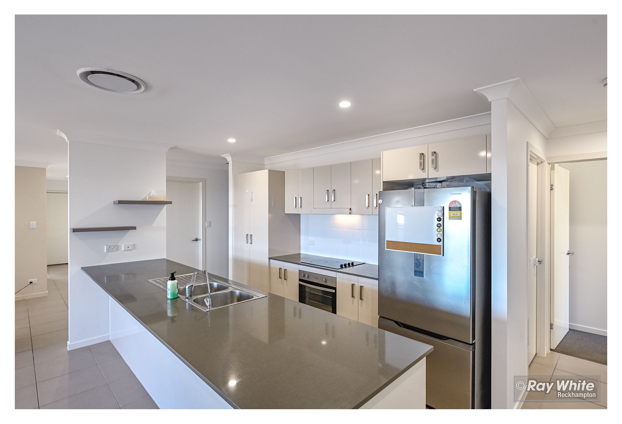 8 Argan Close, Norman Gardens, QLD 4701
