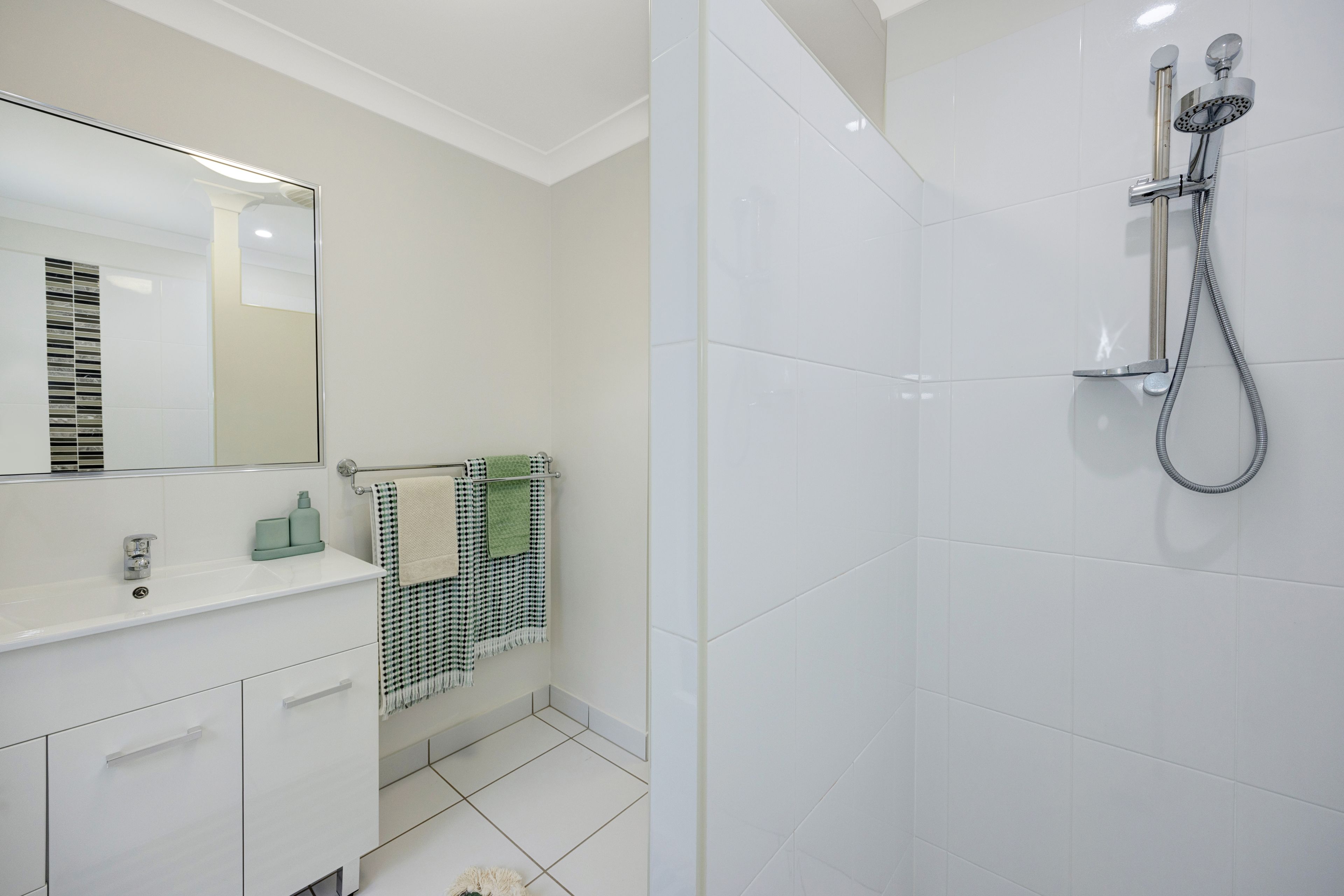 25 South Beck Drive — photo 10 of 24