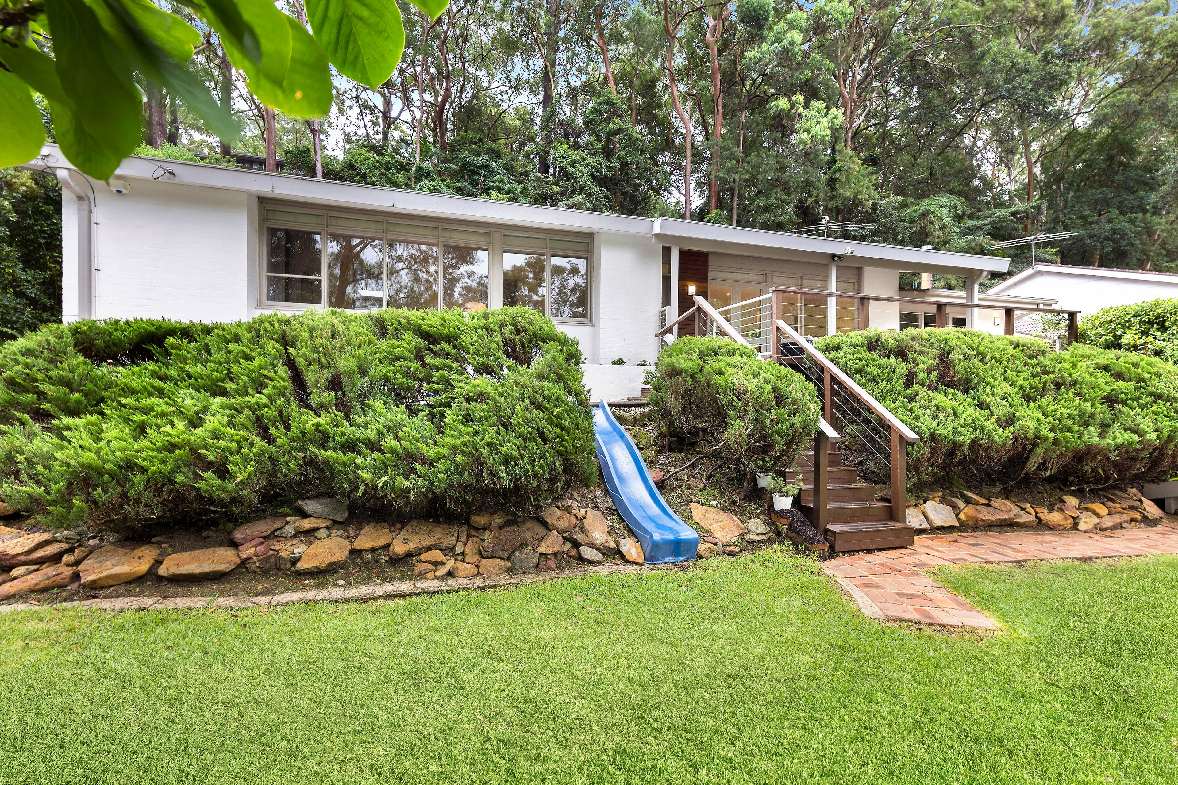 86 Campbell Drive, Wahroonga NSW 2076