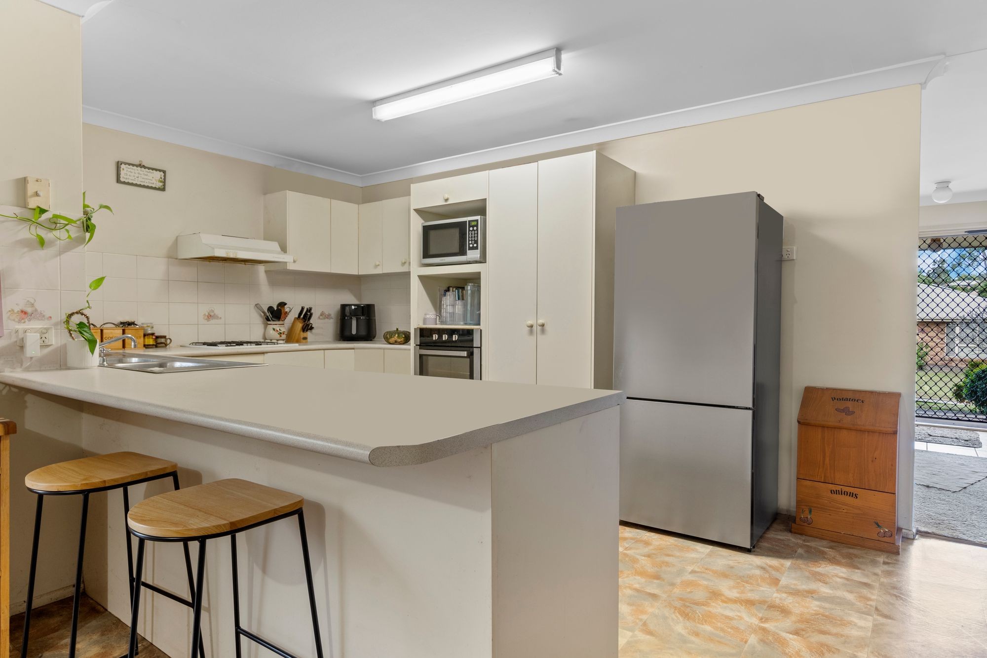 5 Eldon Place, Flinders View, QLD 4305