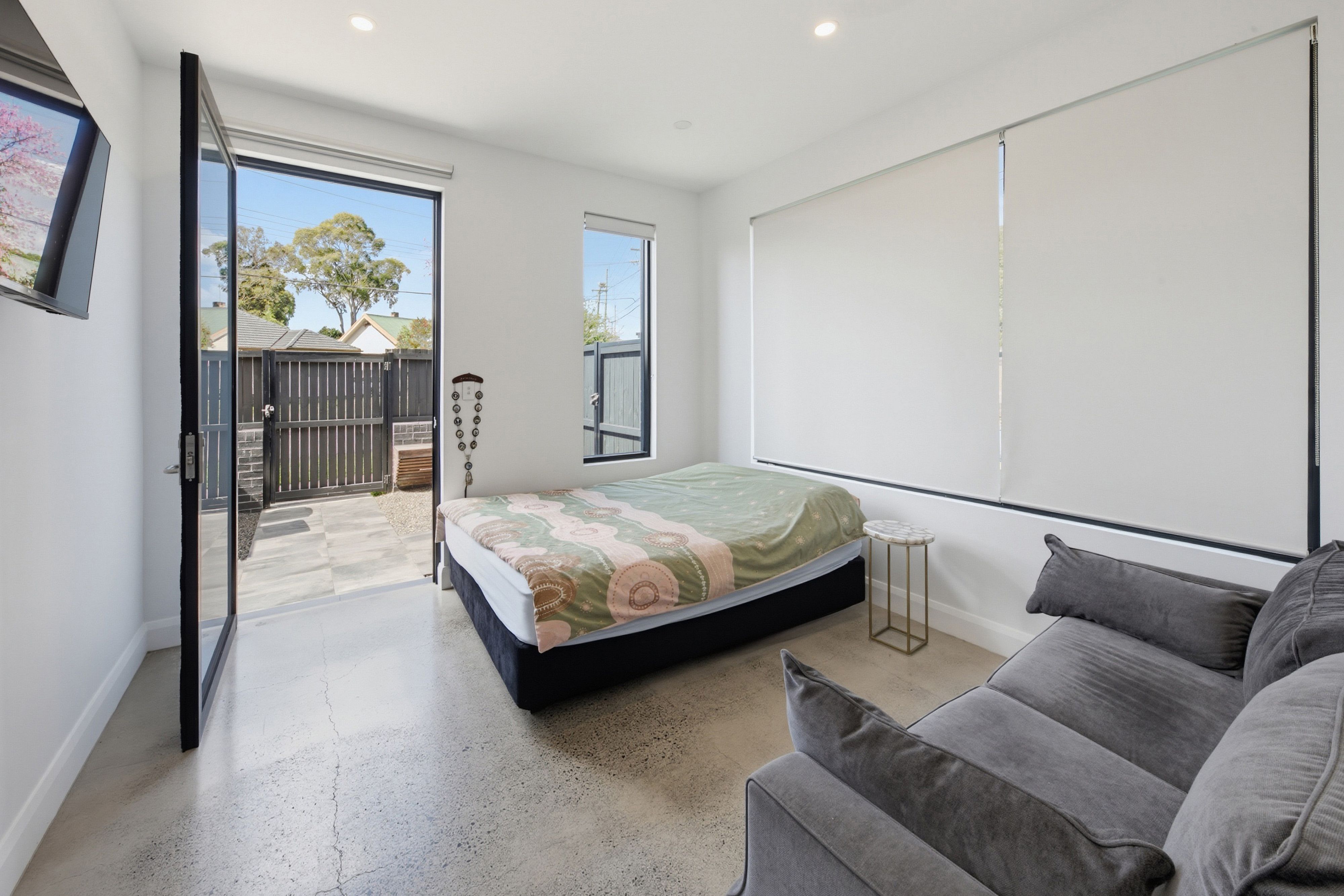2 Bruce Street — photo 7 of 12