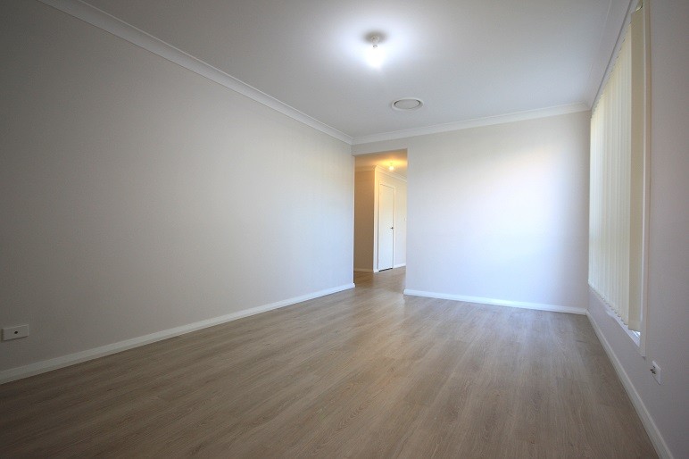20A Busch Place, St Helens Park, NSW 2560