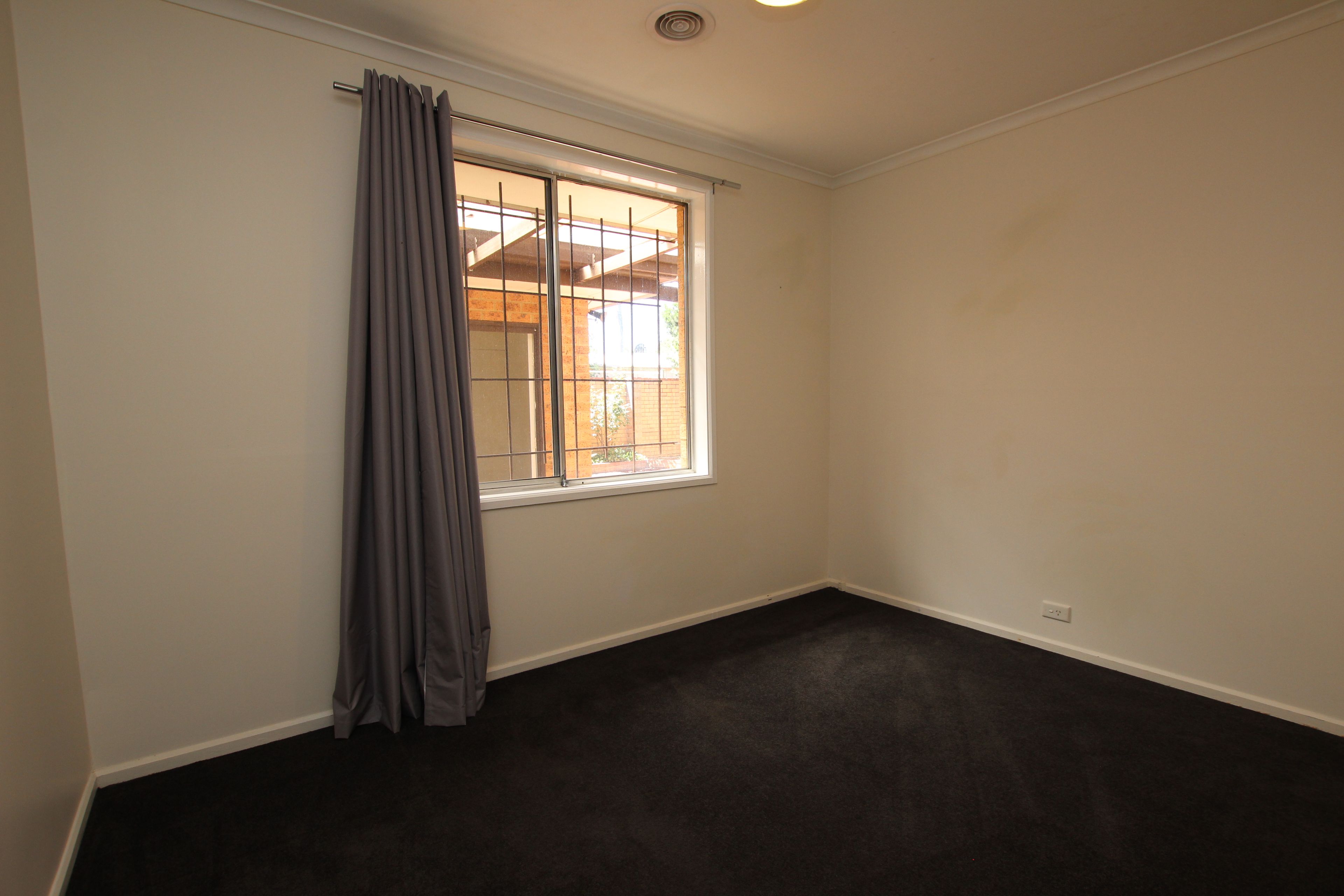 20 Diamantina Crescent — photo 16 of 24