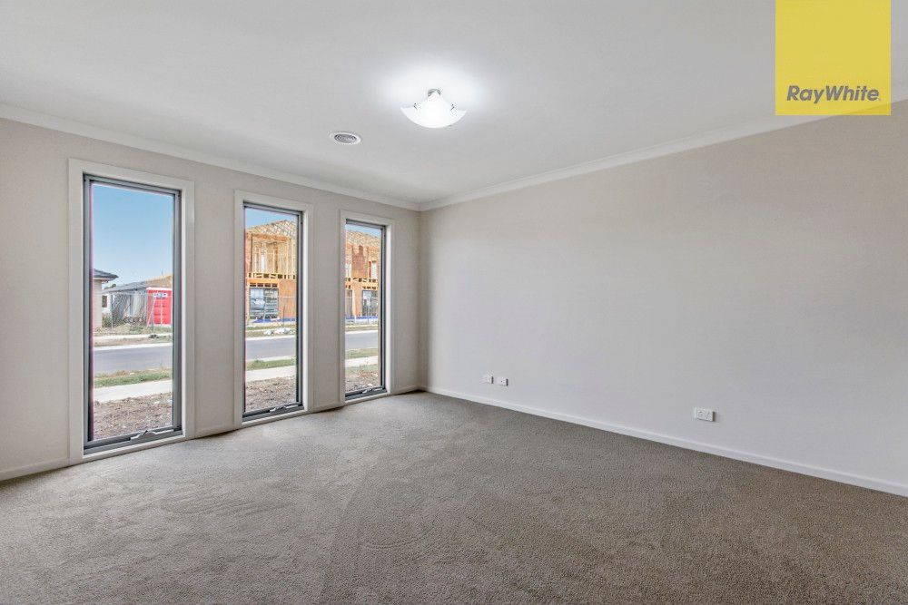 59 Troups Creek Promenade, Hallam, VIC 3803