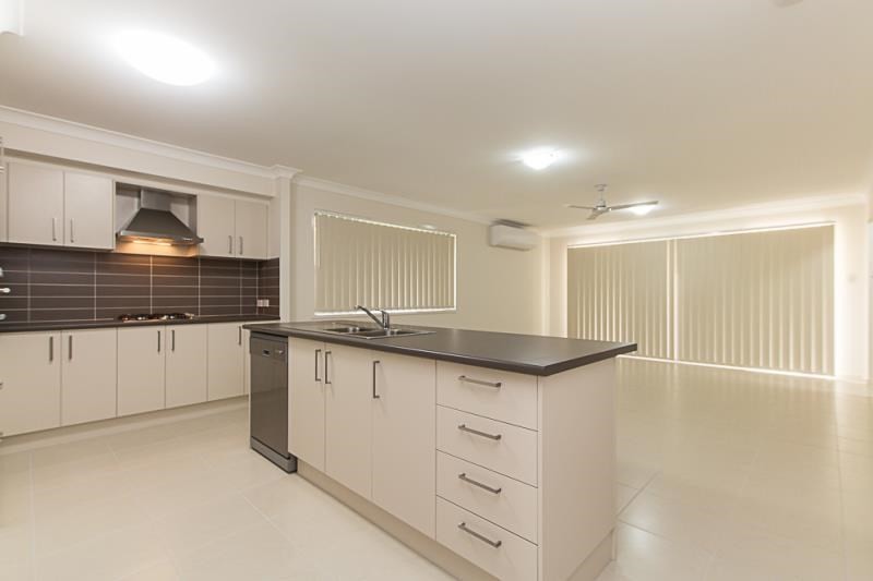 47 Dickson Crescent, North Lakes, QLD 4509