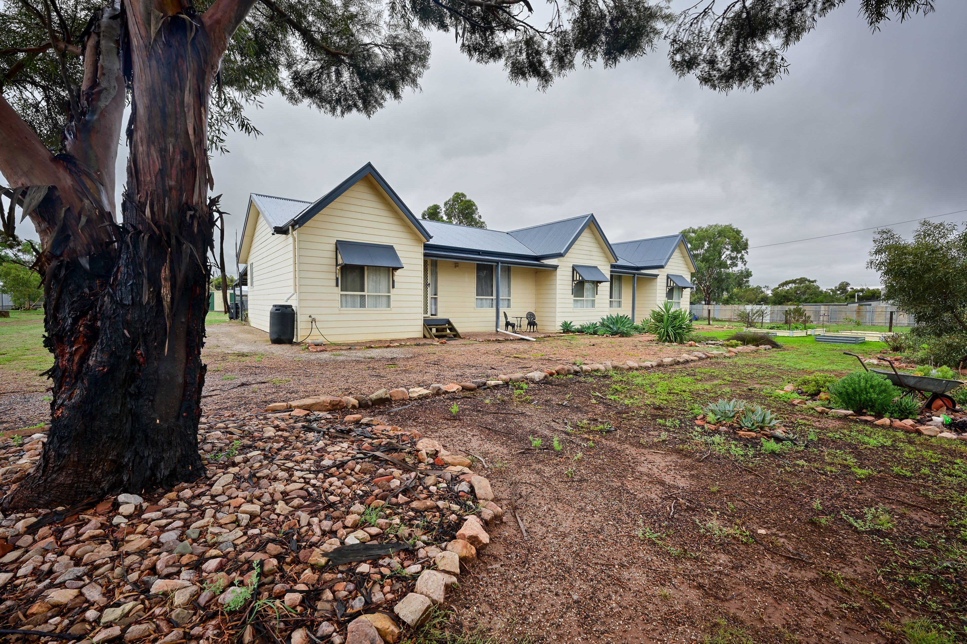 11 Elliott Street, Quorn, SA 5433