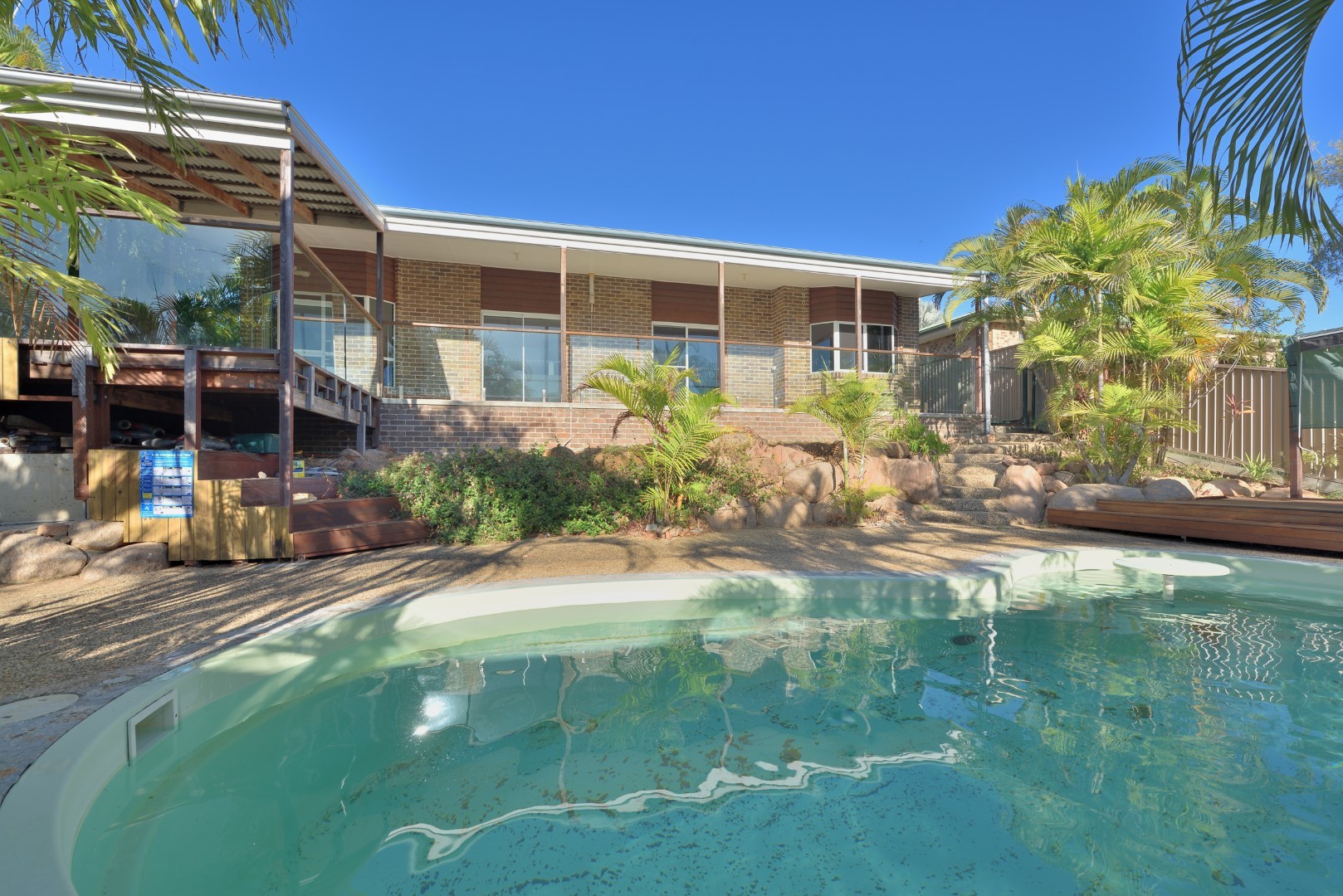 2 Rosemount Place, New Auckland, QLD 4680