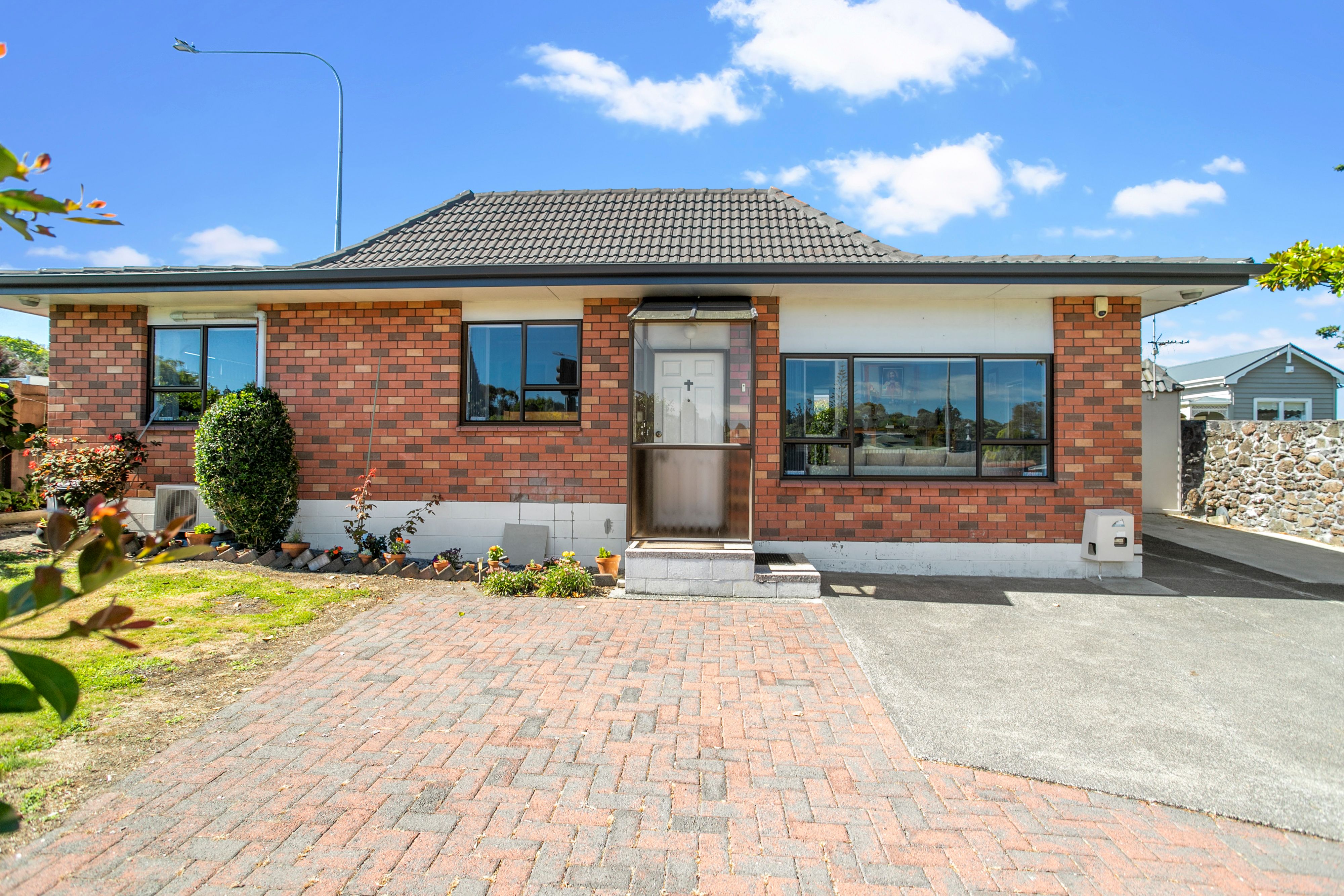 2 Wolverton Street, Avondale, Auckland City