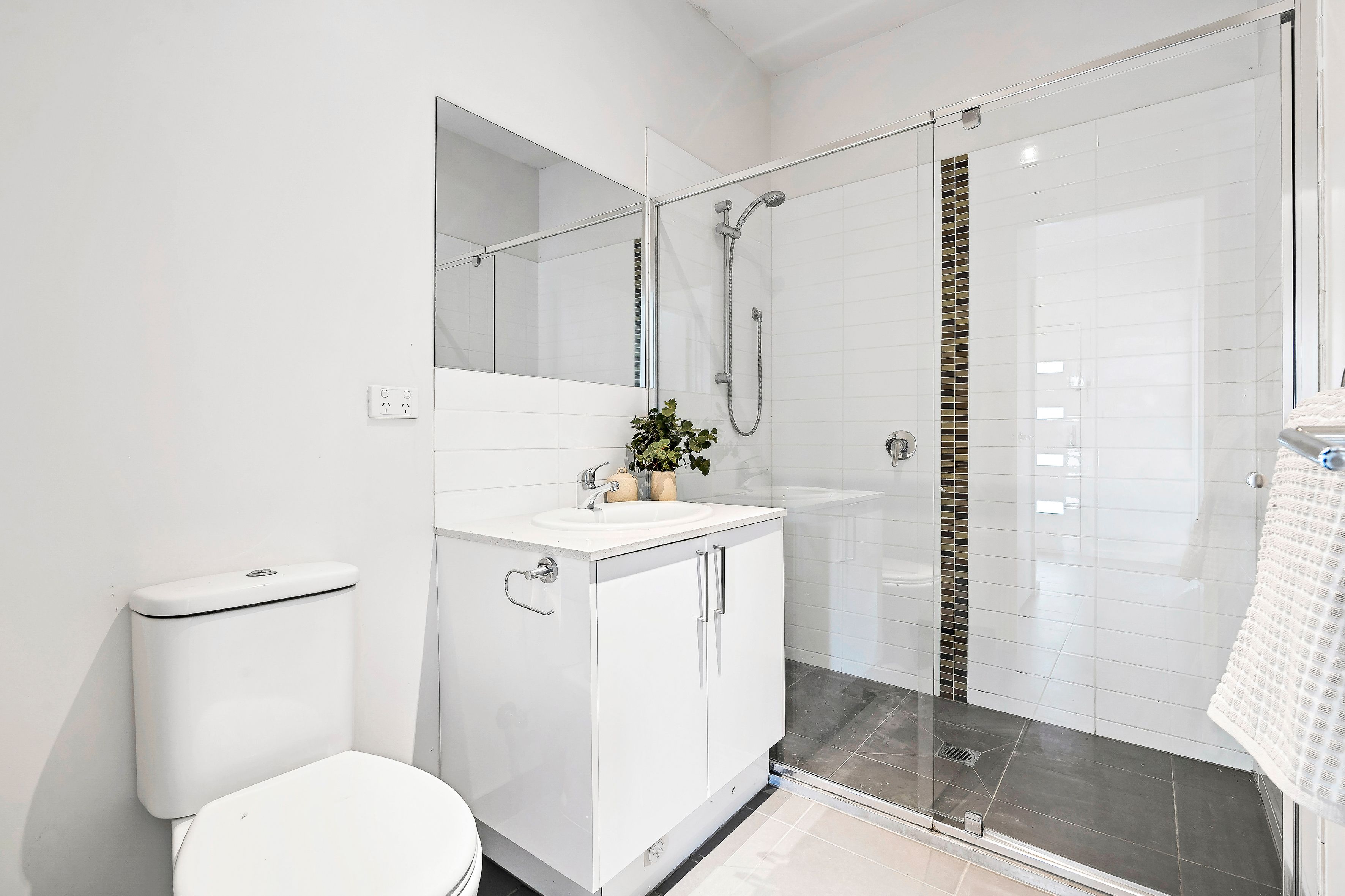 2/158 Derby Street — photo 12 of 16