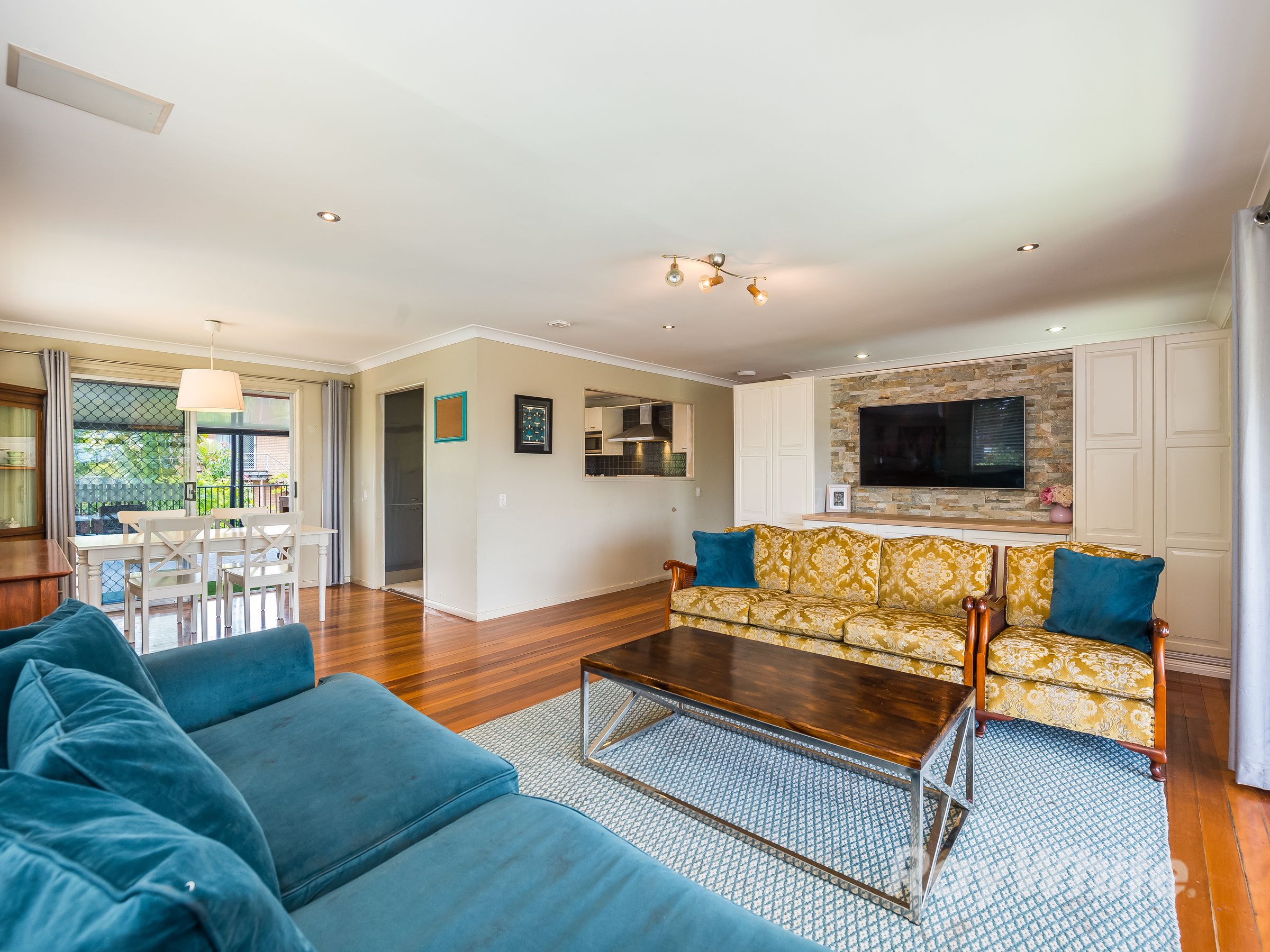 20 Pine Drive, Woodridge, QLD 4114