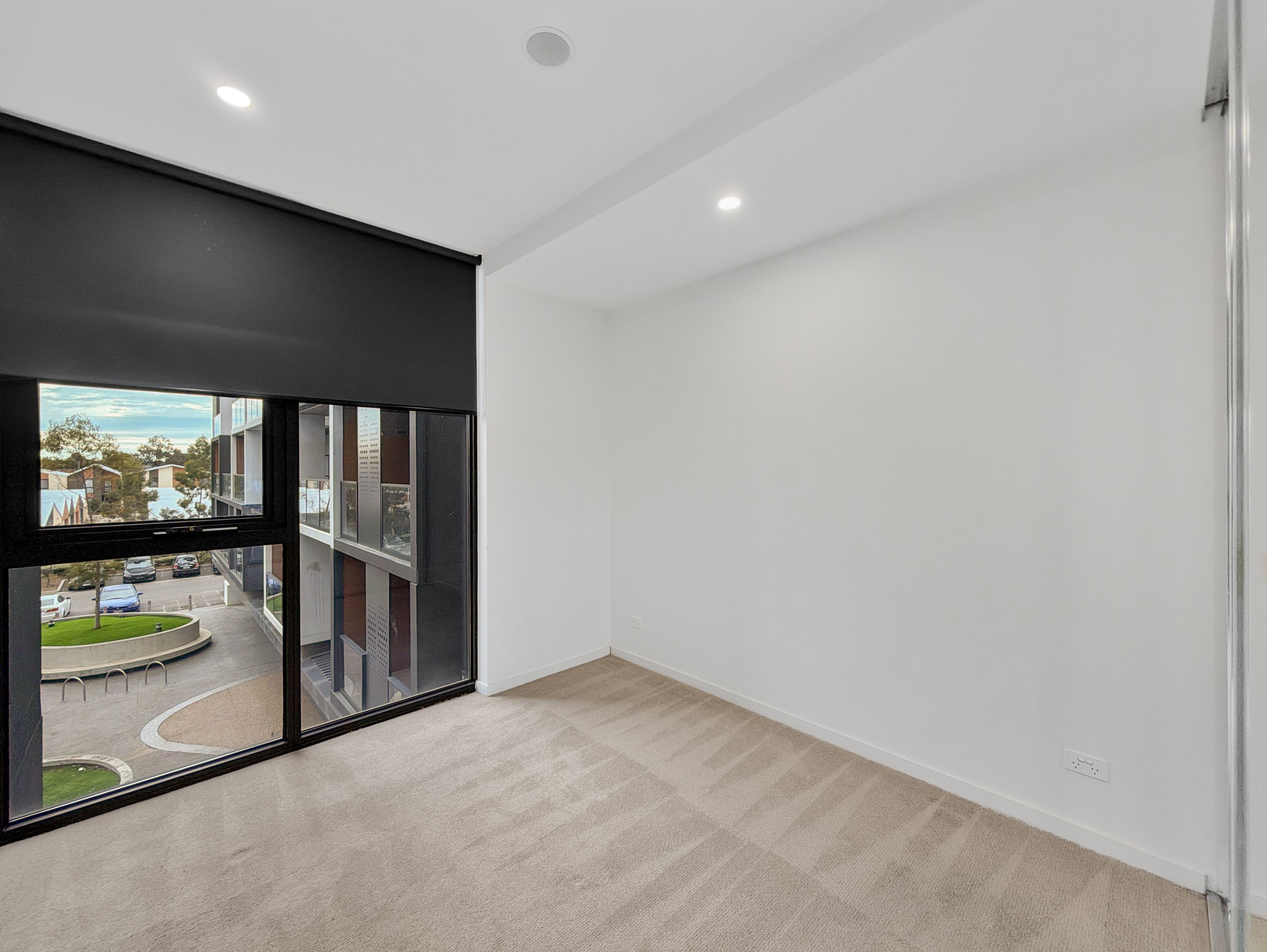219/118 Cairnlea Drive — photo 6 of 9
