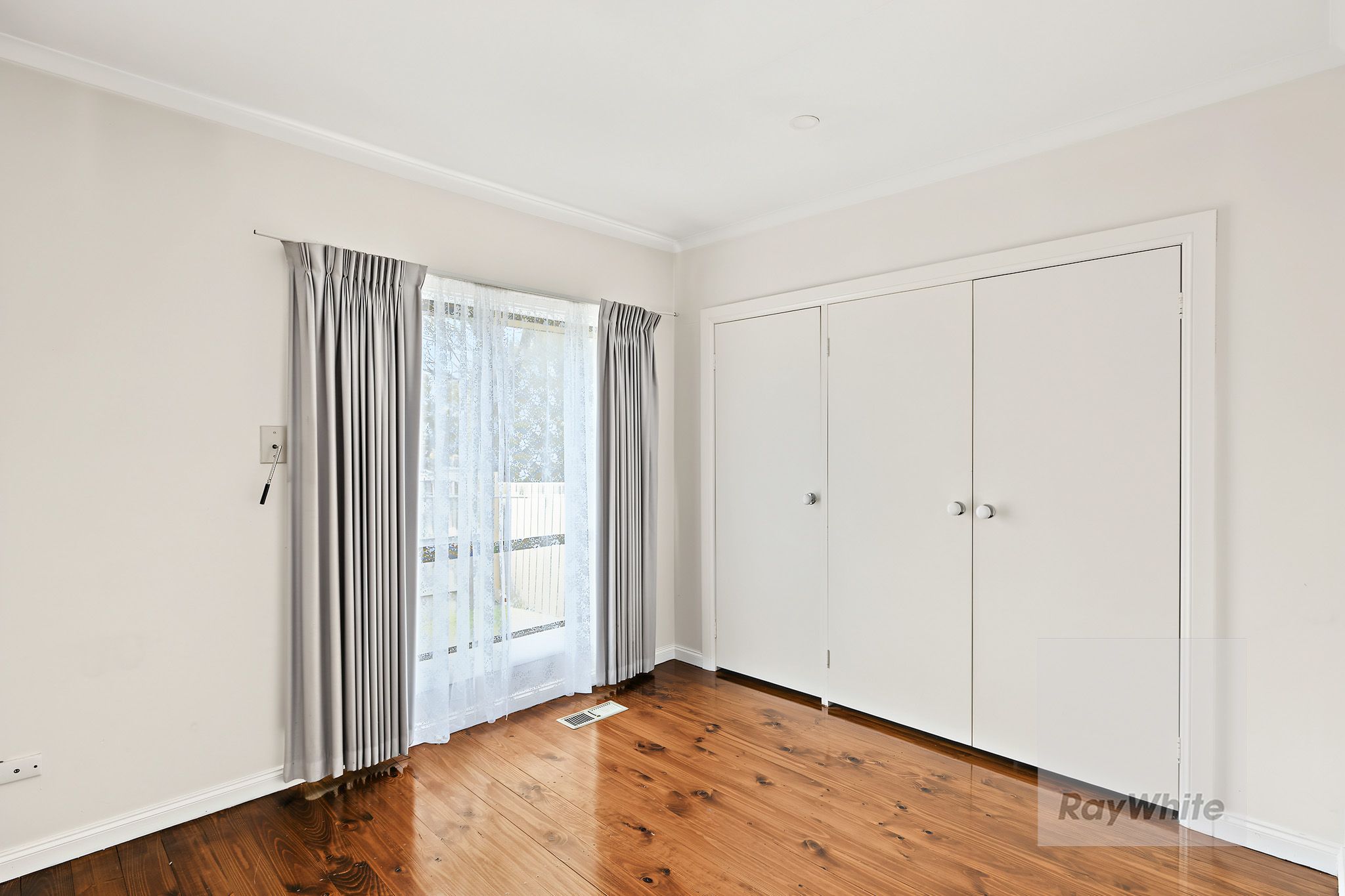 11 Olea Court — photo 10 of 17