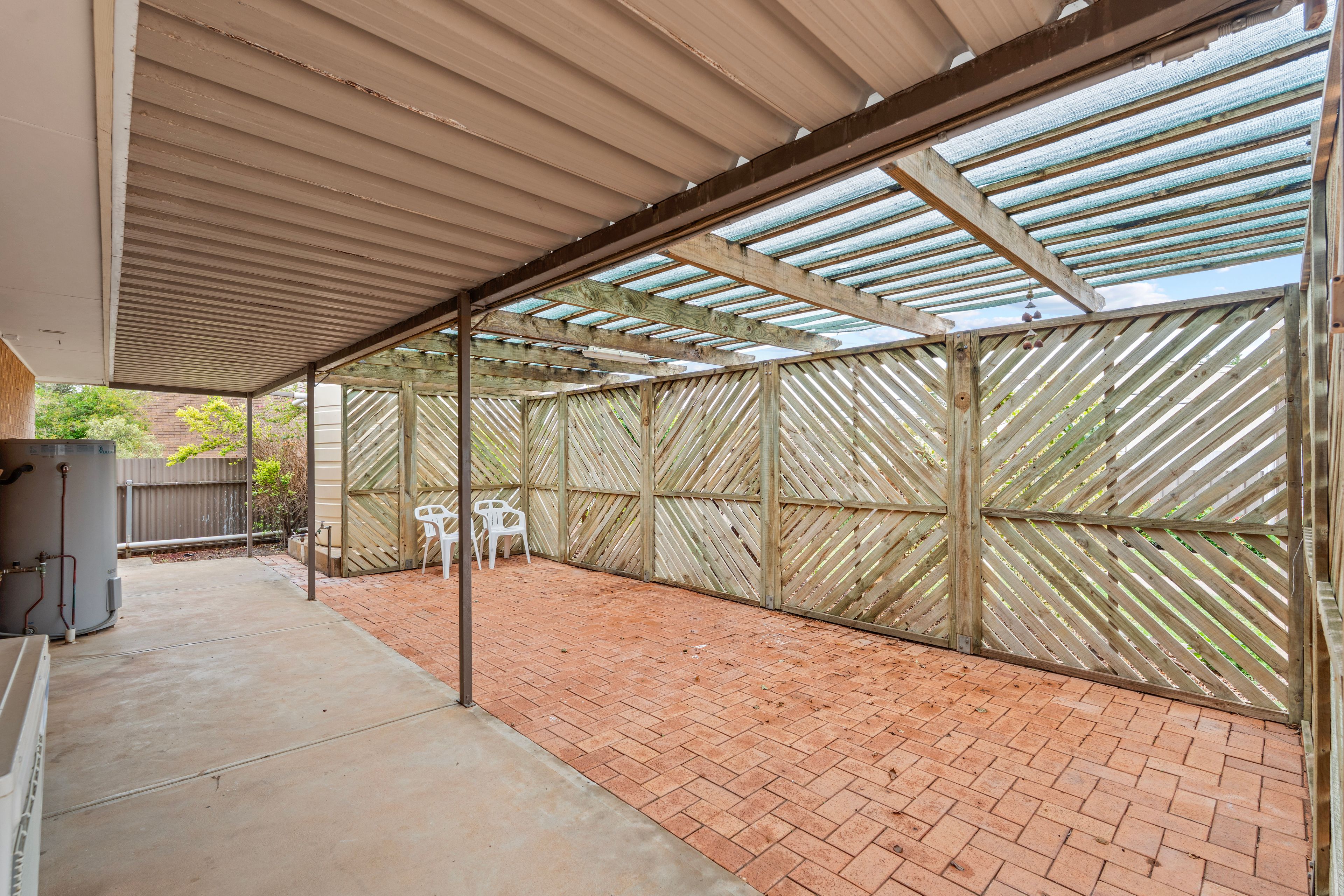 48 Olive Parade — photo 15 of 19