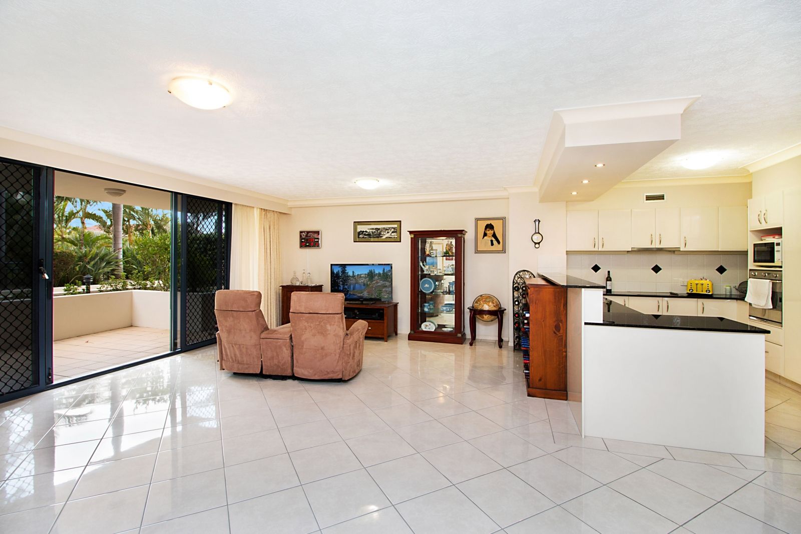 3 Ivory Place