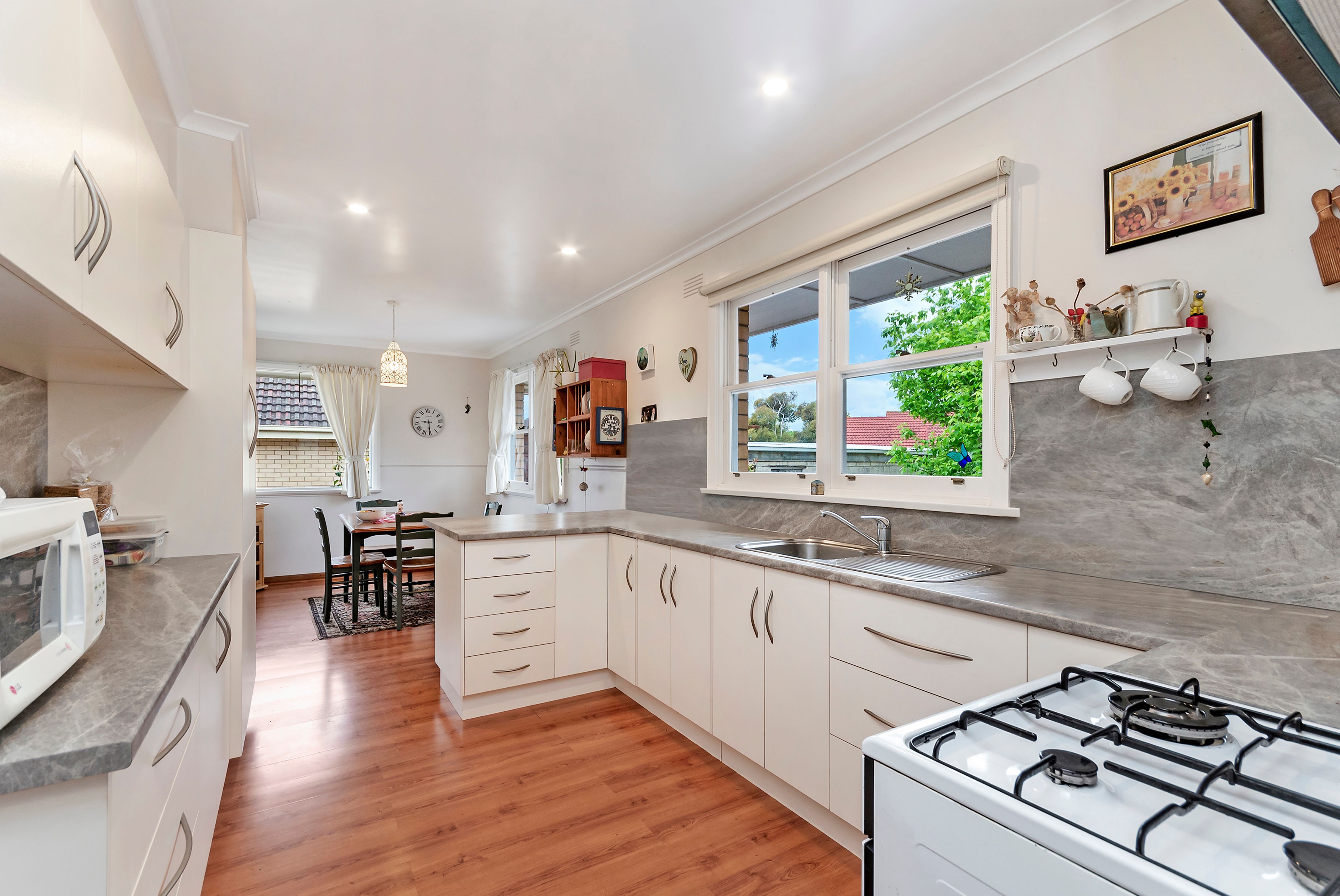 10 Westmore Street, Warrnambool, VIC 3280 Sold House Ray White