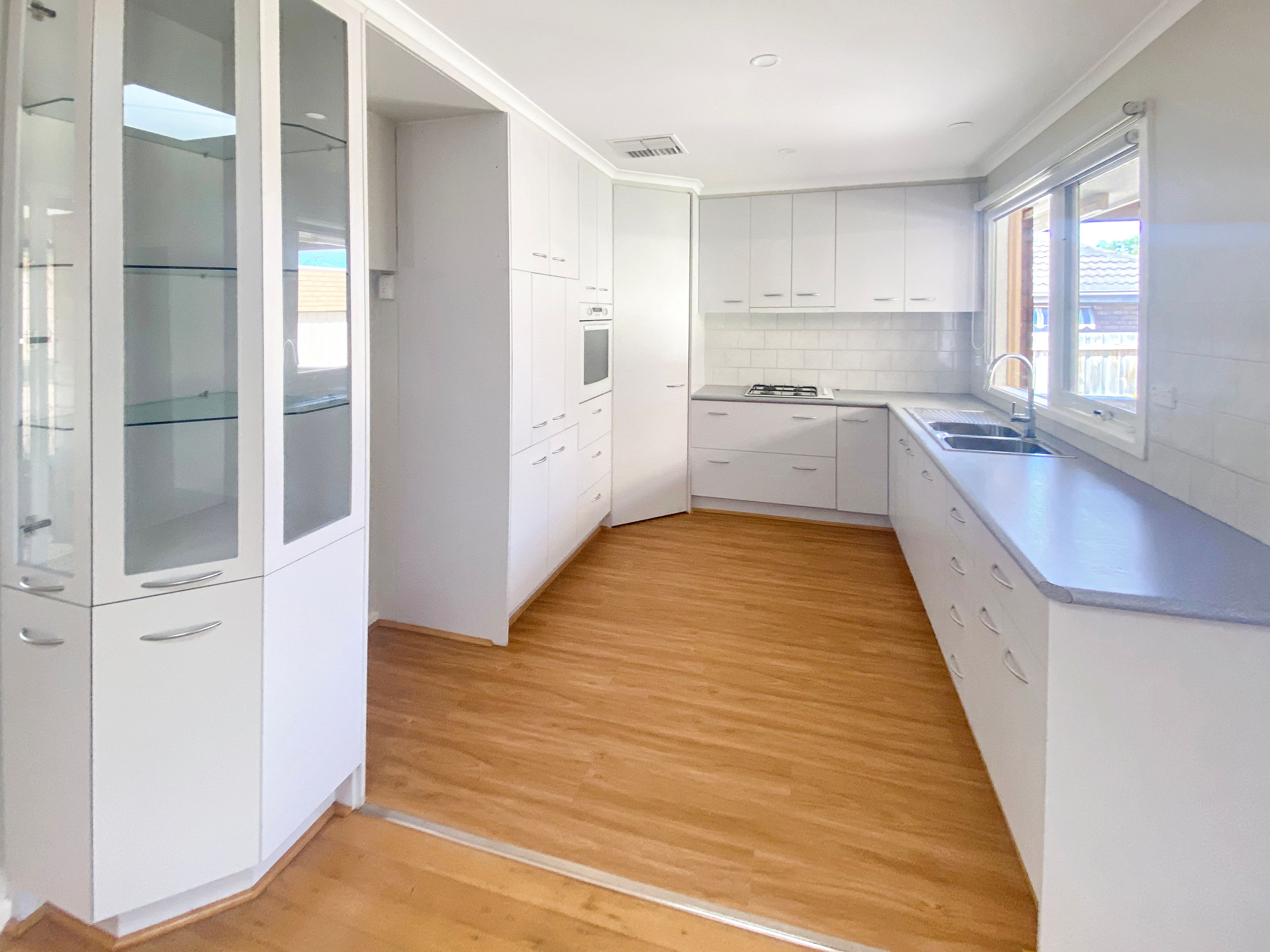 3 Nicholas Avenue, Glen Waverley, VIC 3150