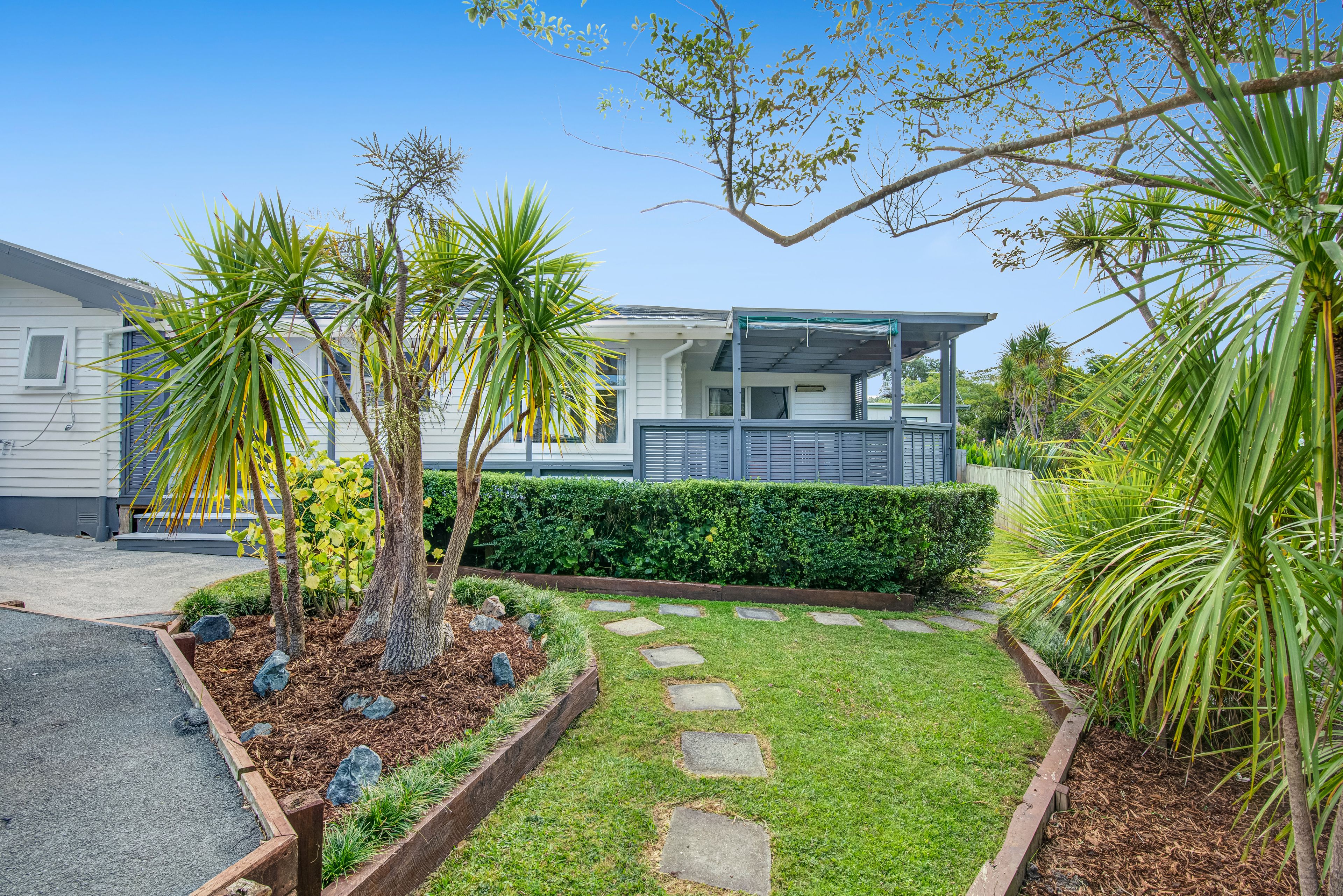 8C Langton Road, Stanmore Bay, Rodney