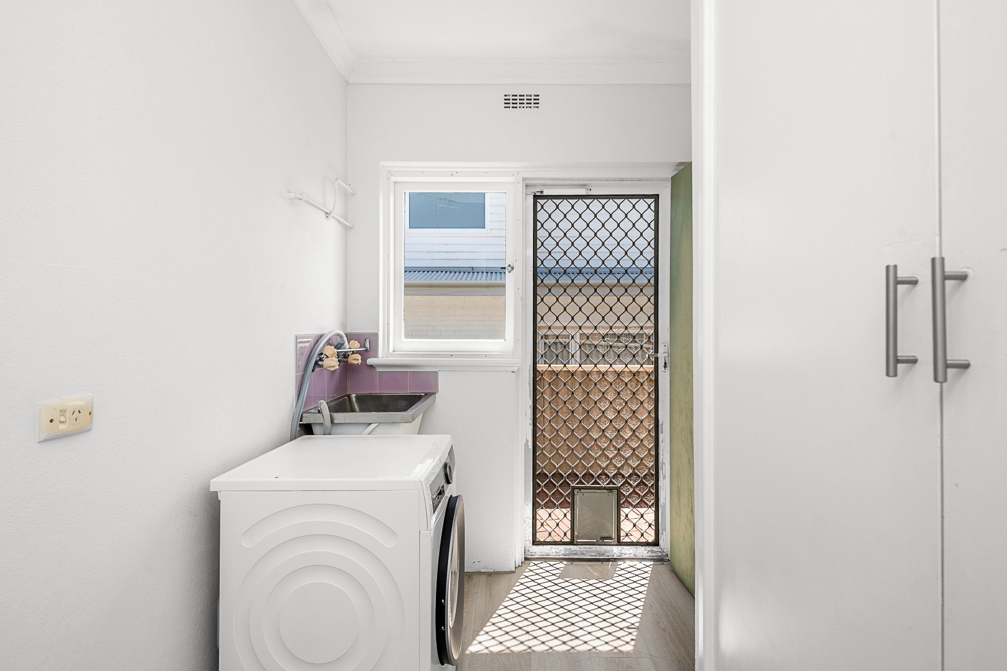 83 Kitchener Street — photo 18 of 30