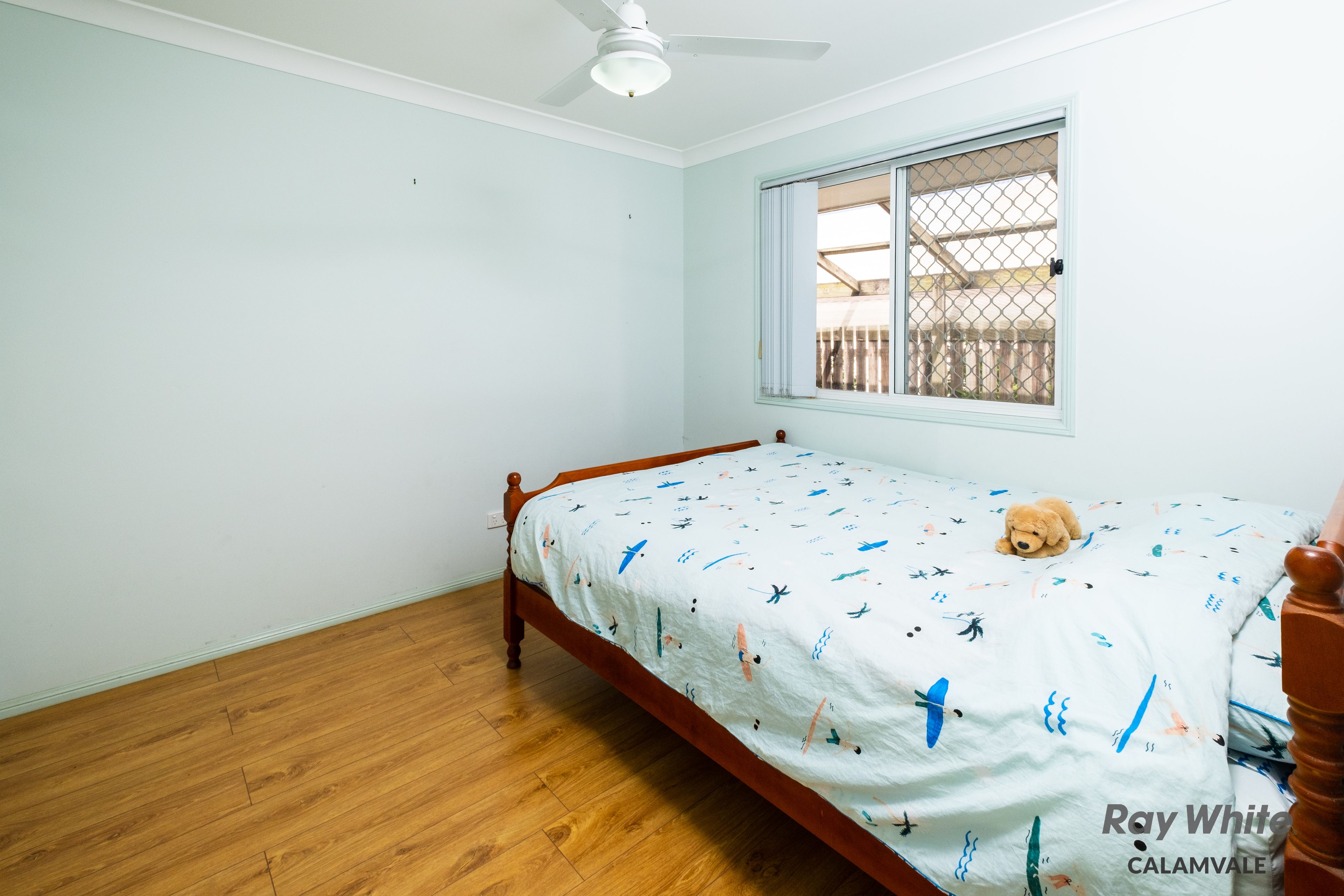 6 Vanda Close — photo 11 of 22