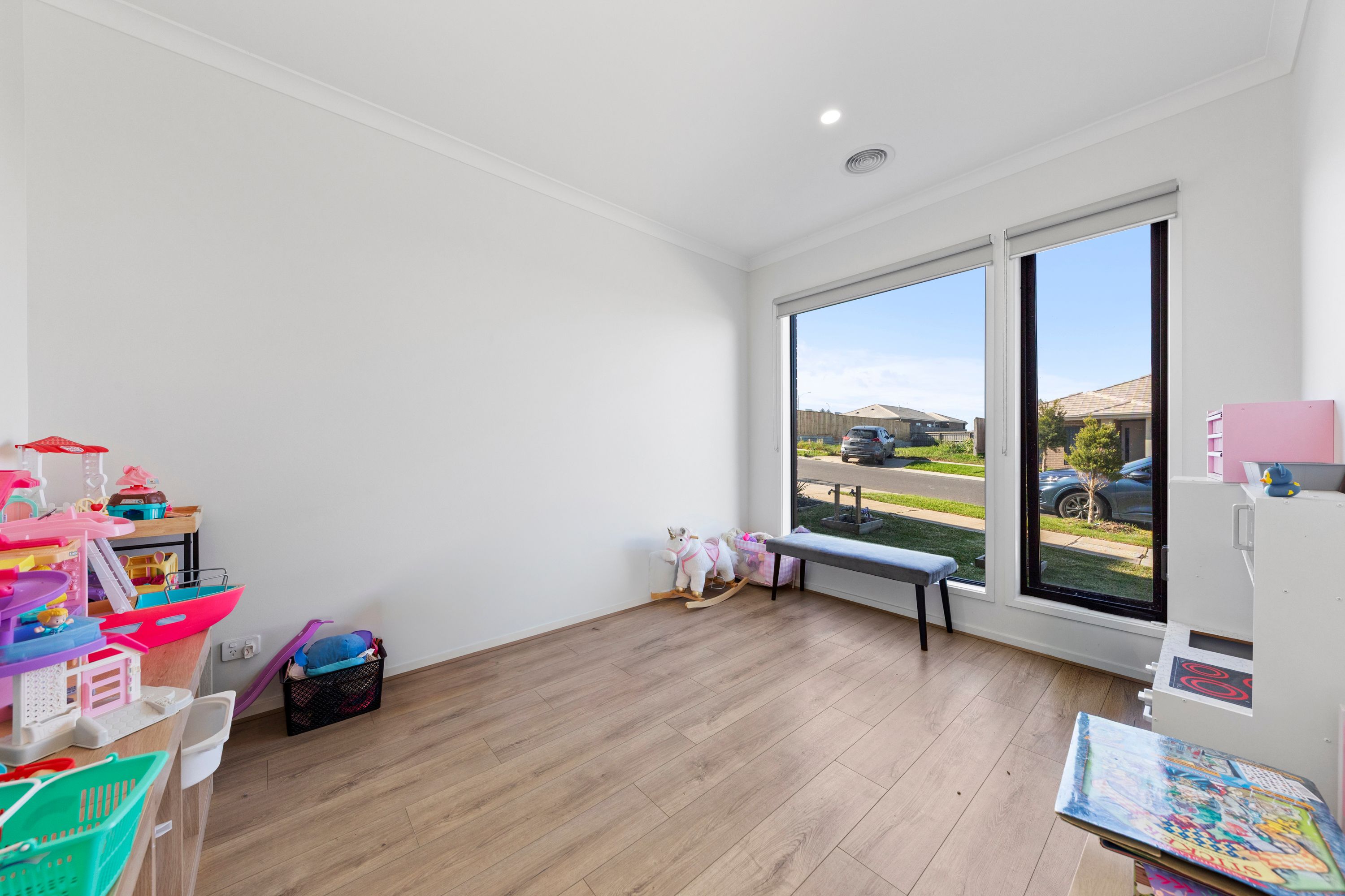 25 Hastings Way — photo 13 of 27