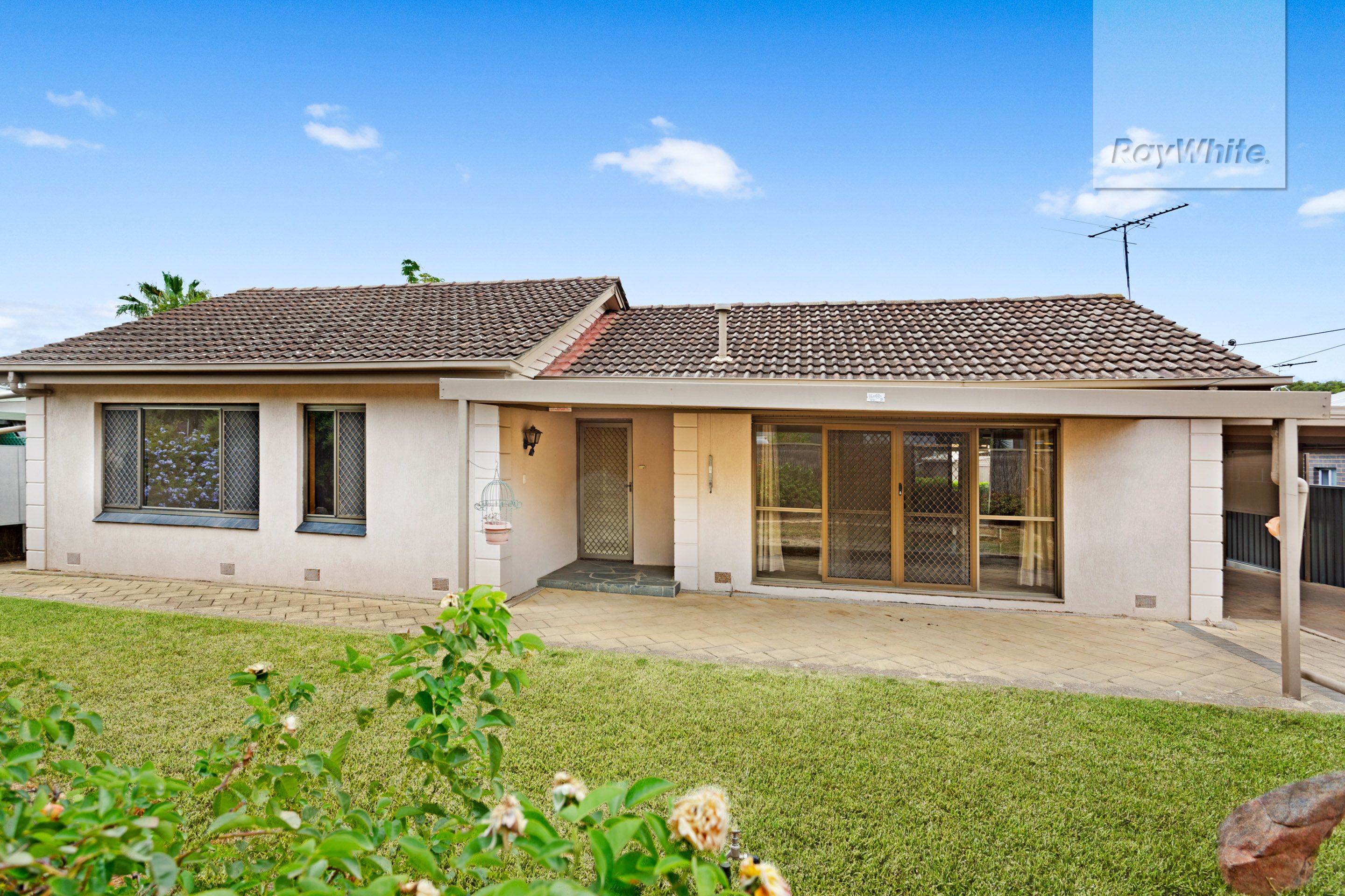 6 Holt Street, Northfield SA 5085