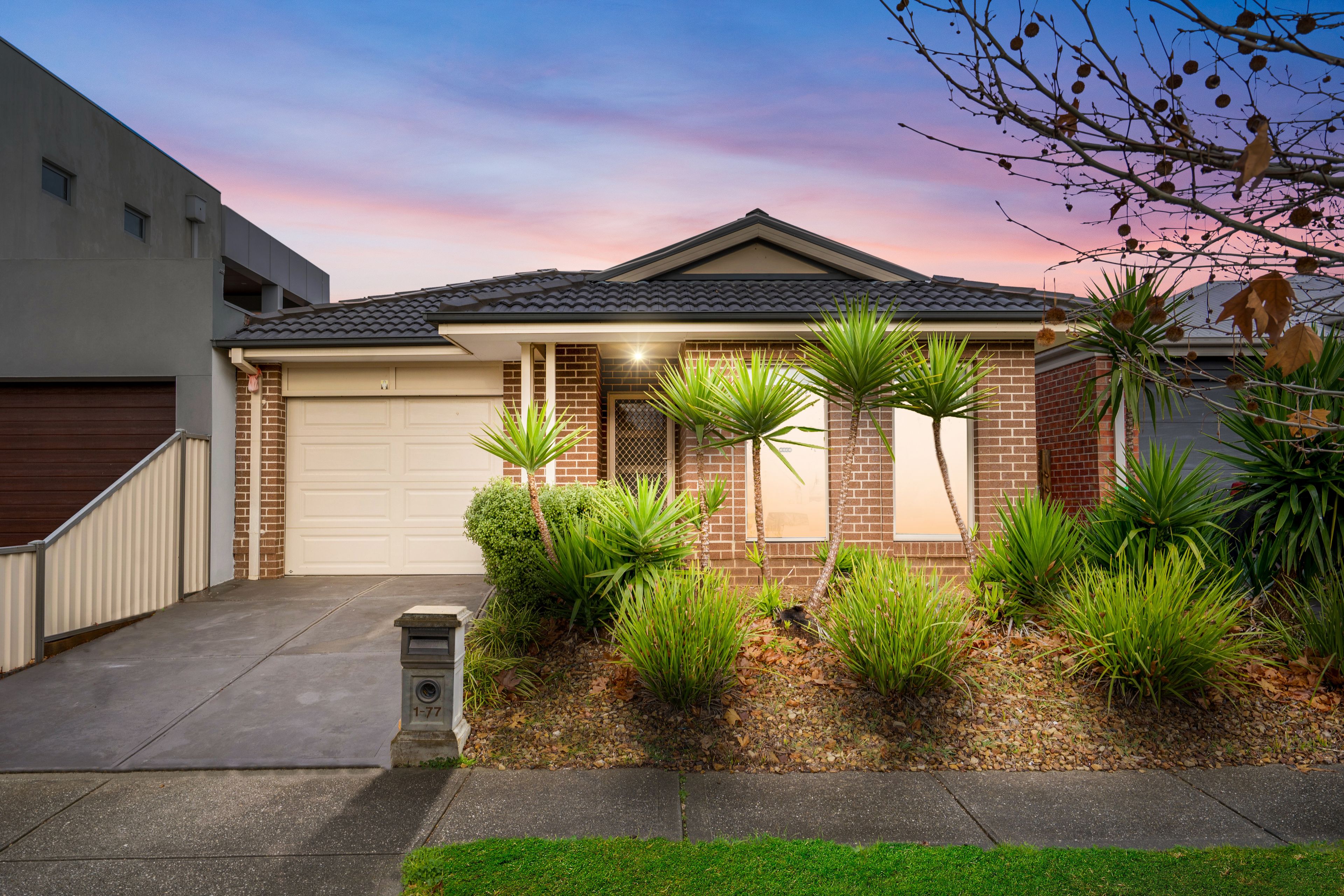 1/77 Hemsley Promenade, Point Cook VIC 3030