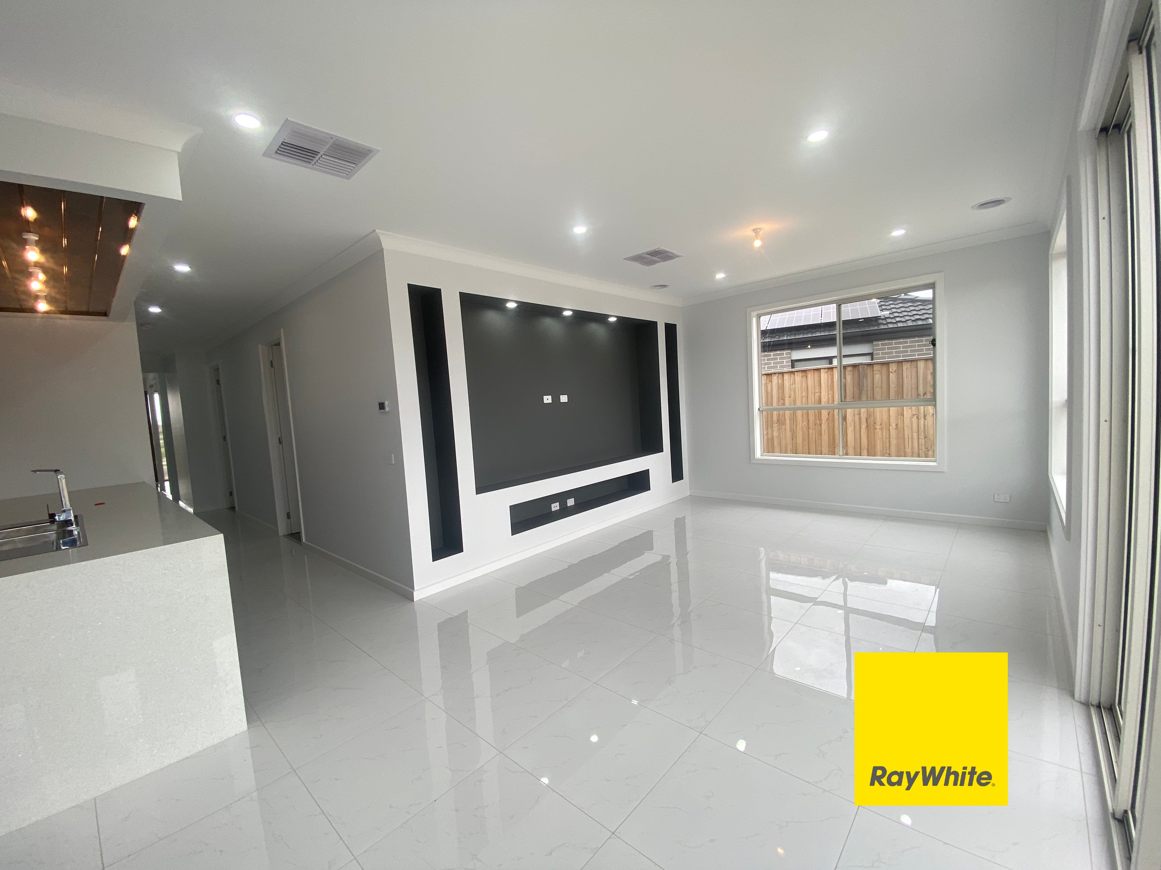 4 Tendulkar Drive, Rockbank, VIC 3335