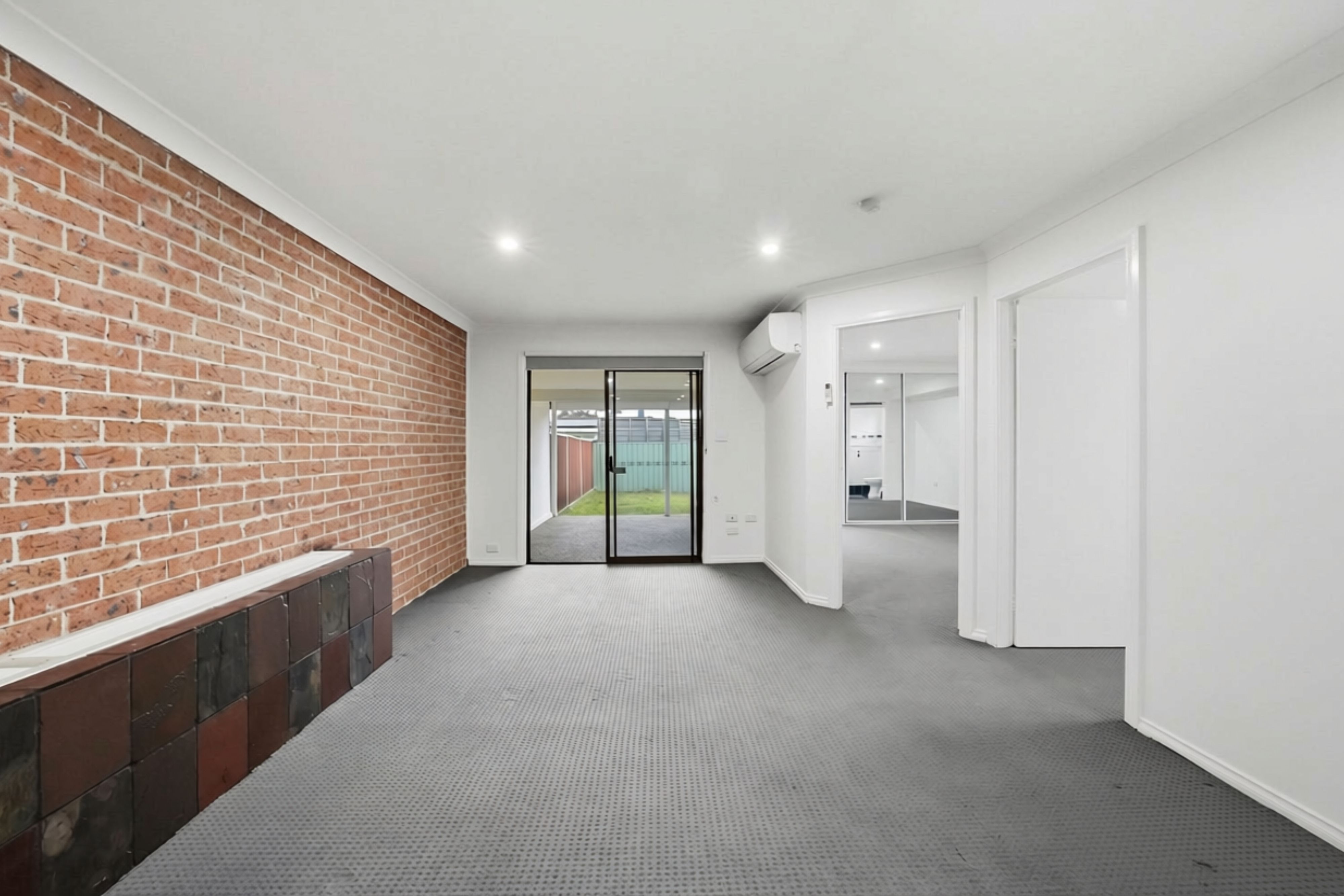 57B Charlotte Road — photo 10 of 15