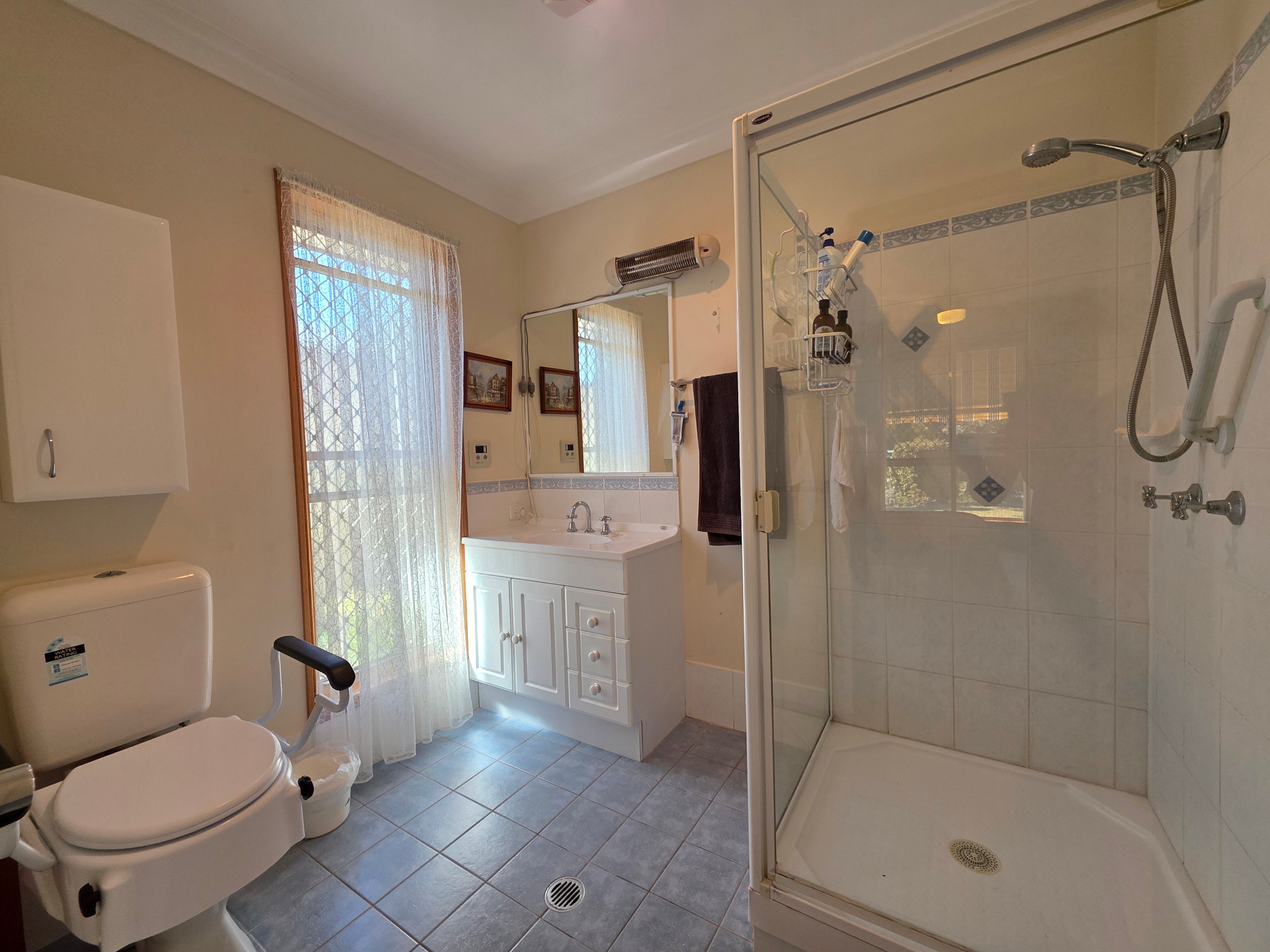 22 Matthew Court — photo 8 of 20