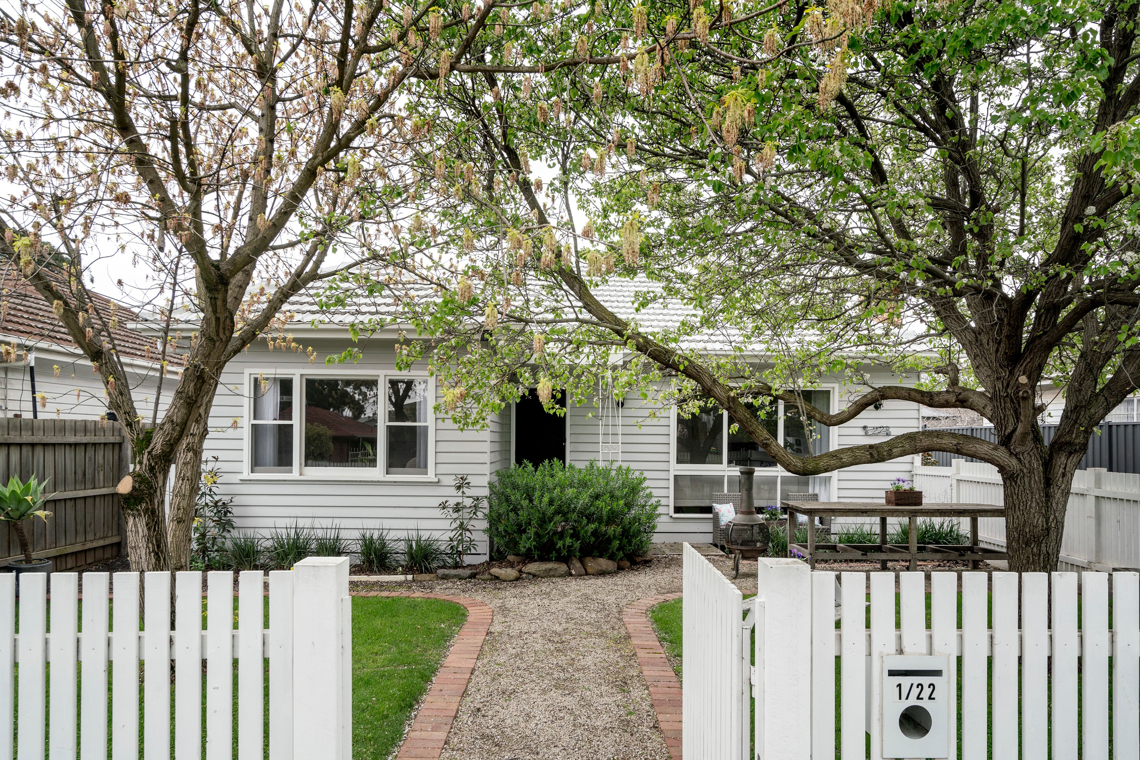 22 Almond Avenue, Brooklyn VIC 3012