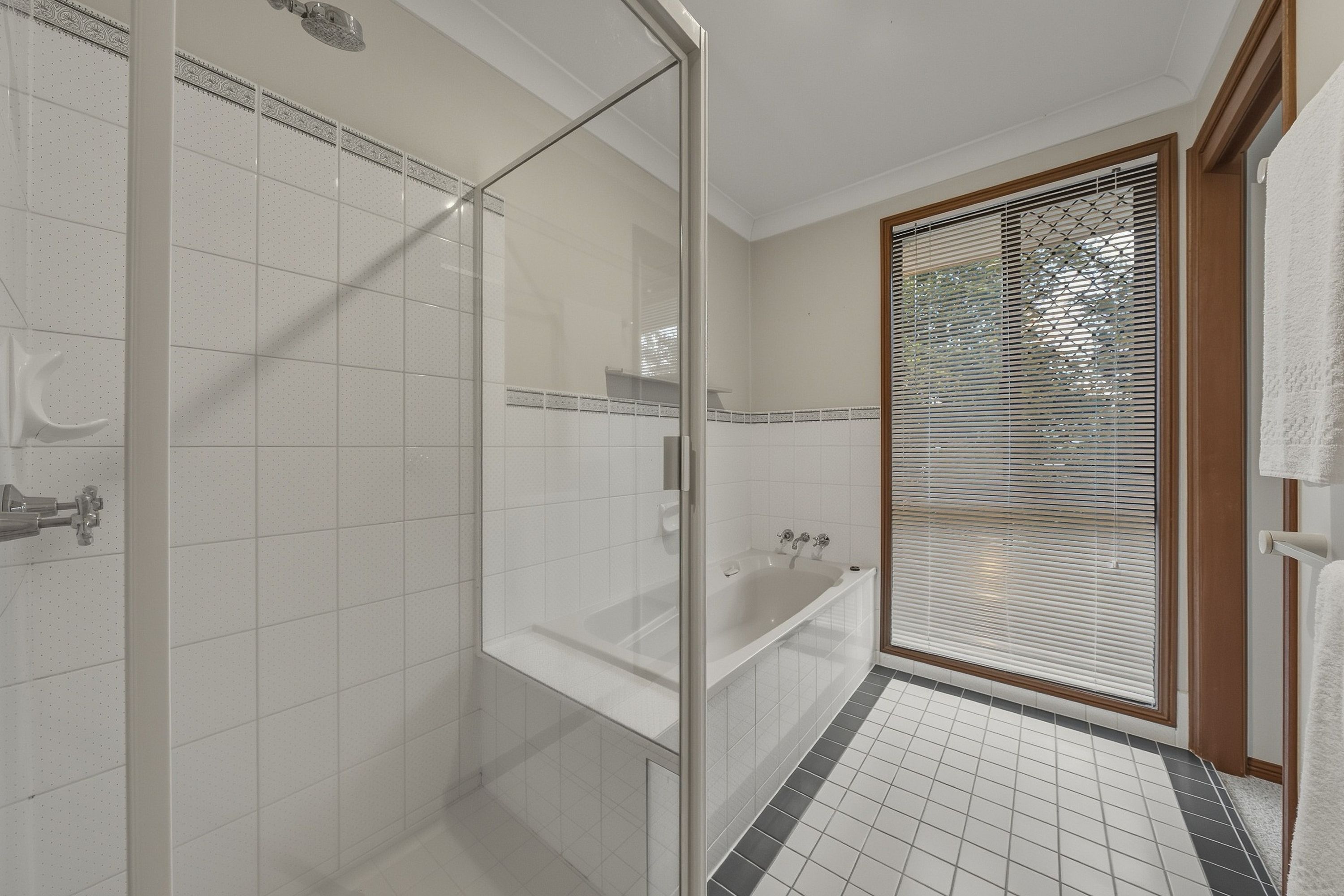 4 Cedarwood Court — photo 11 of 30