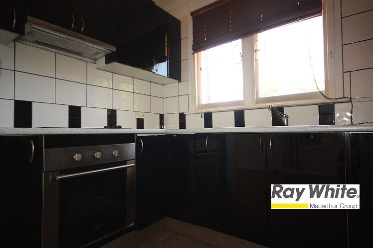 8 Stephenson Street, Leumeah, NSW 2560